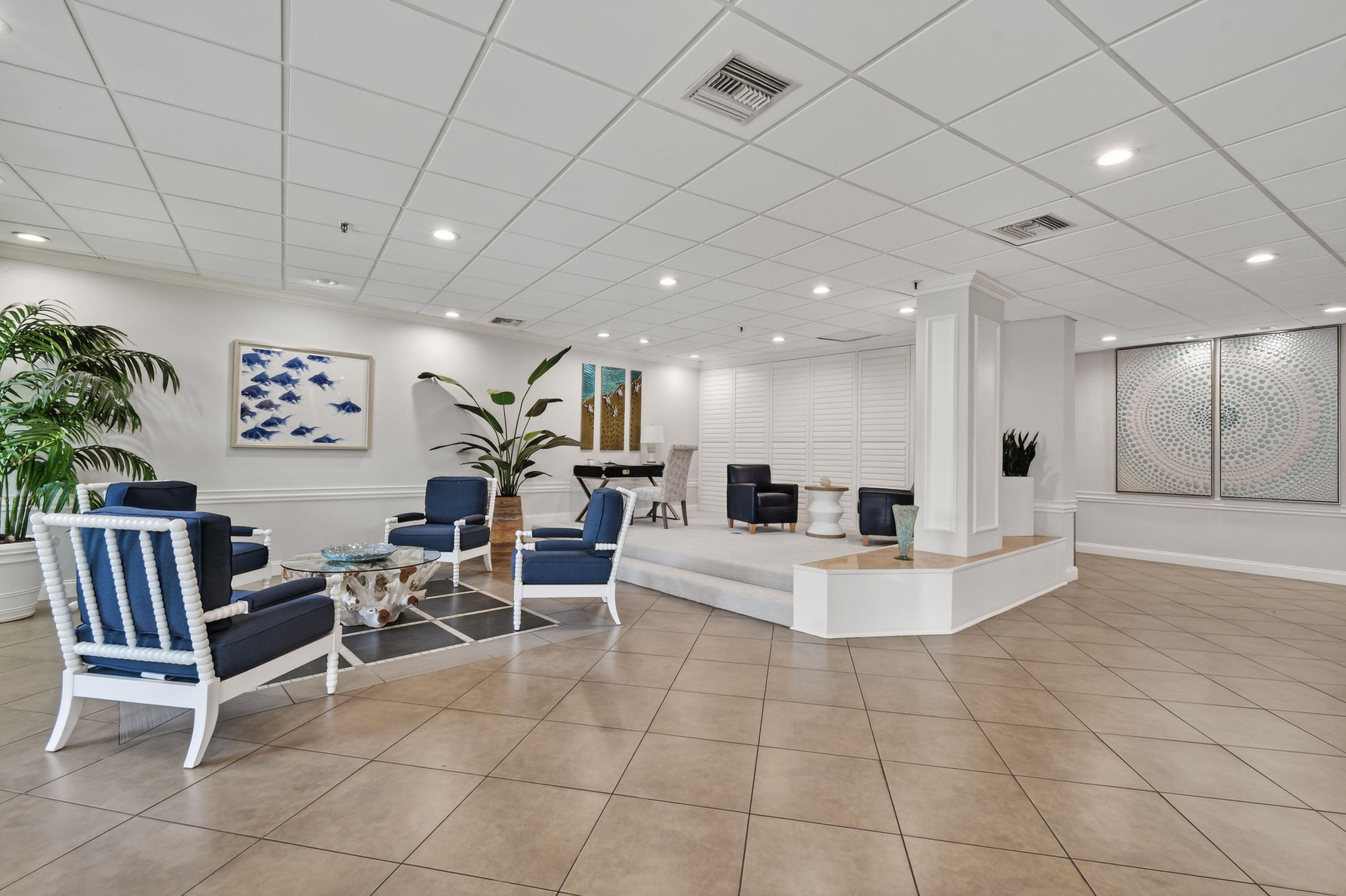 OCEANCREST CONDO APTS - Residential