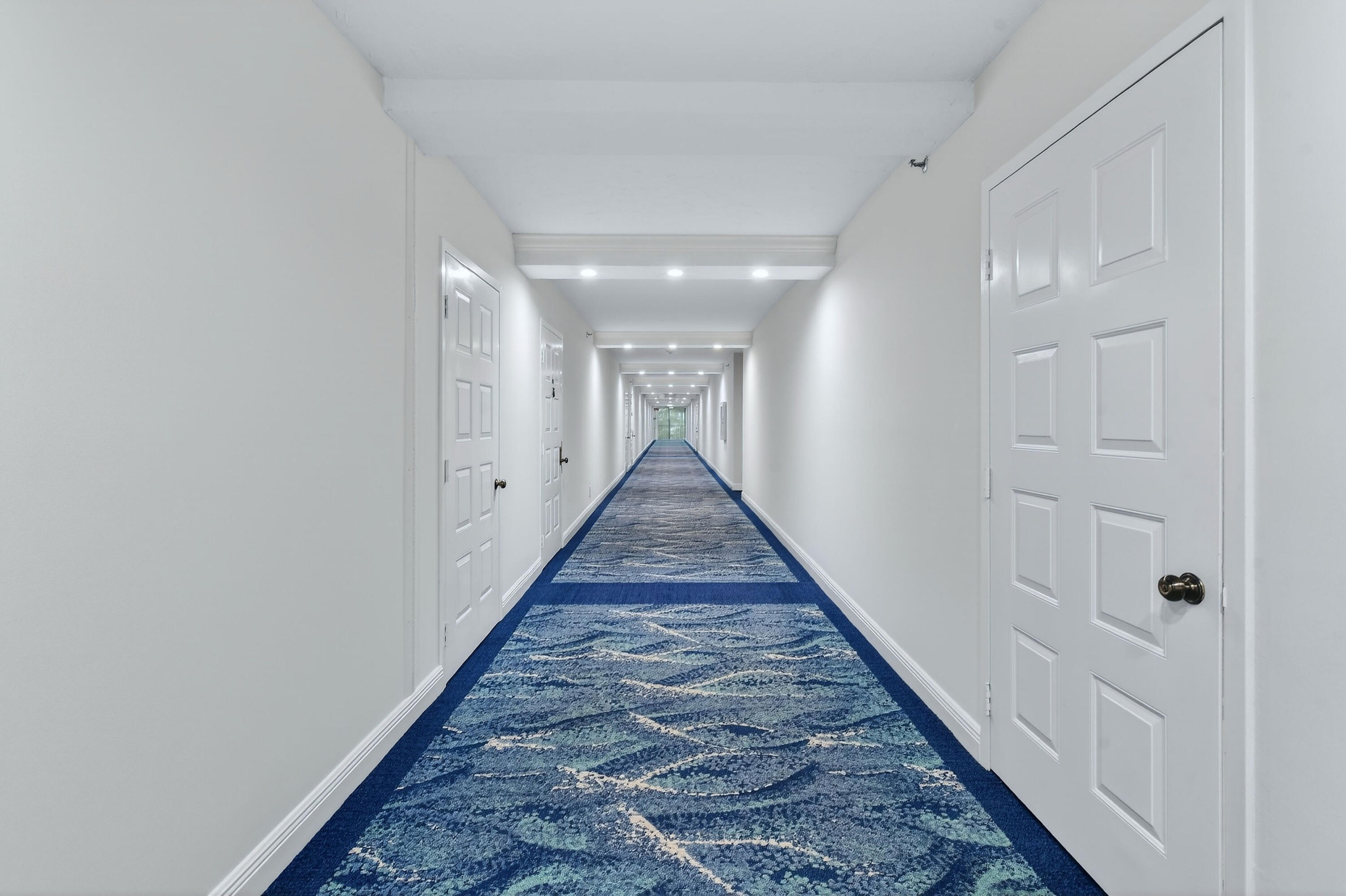 OCEANCREST CONDO APTS - Residential