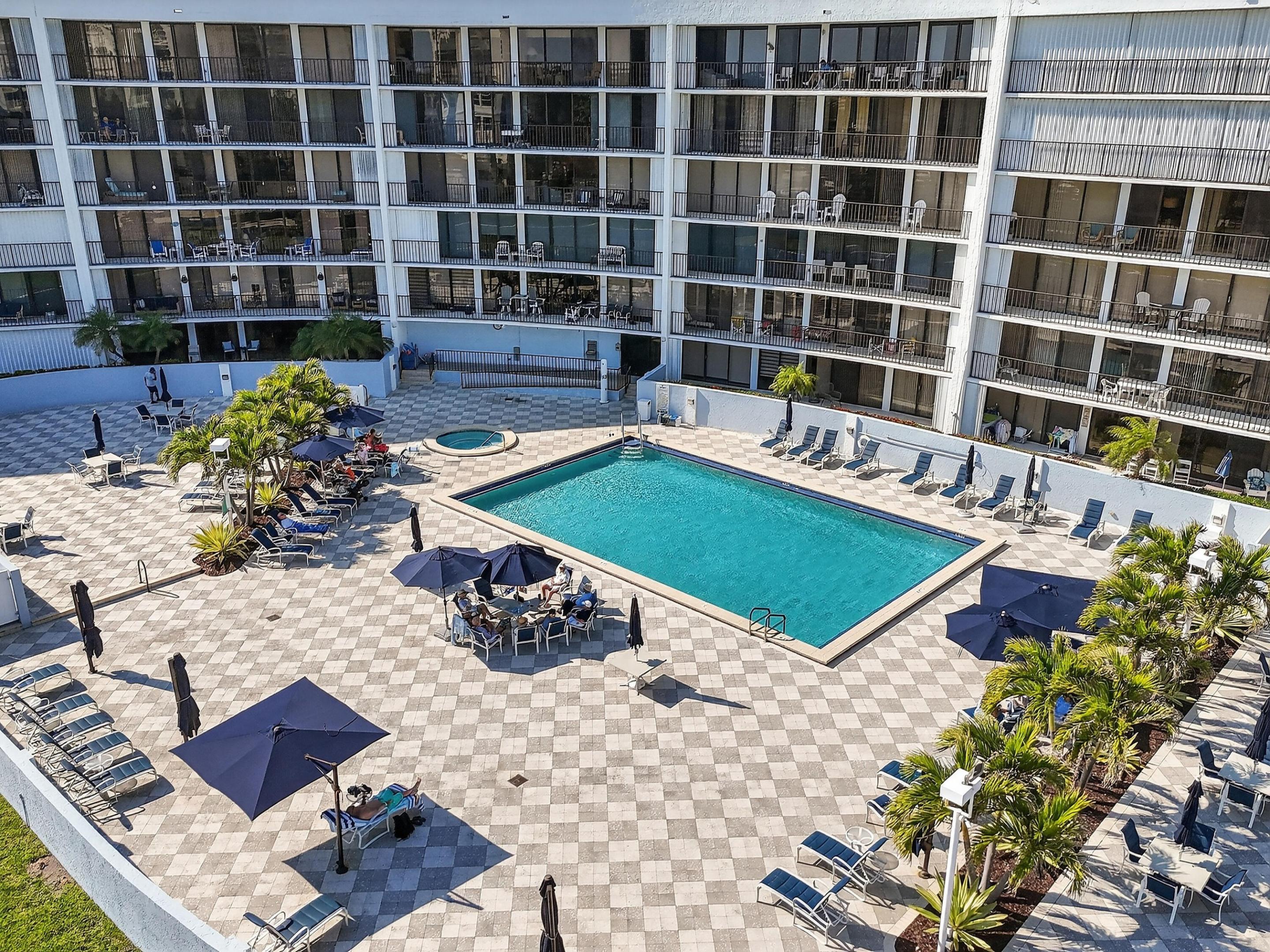 OCEANCREST CONDO APTS - Residential