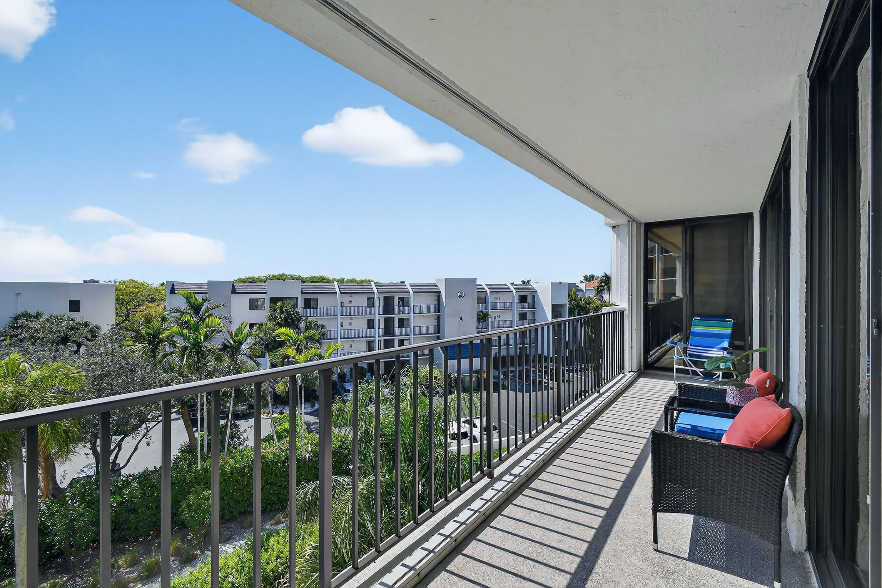 OCEANCREST CONDO APTS - Residential