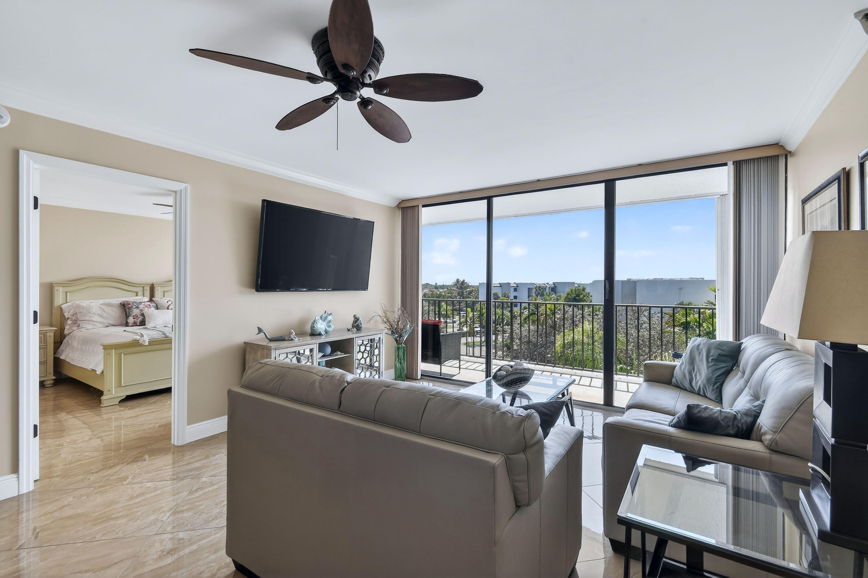 OCEANCREST CONDO APTS - Residential