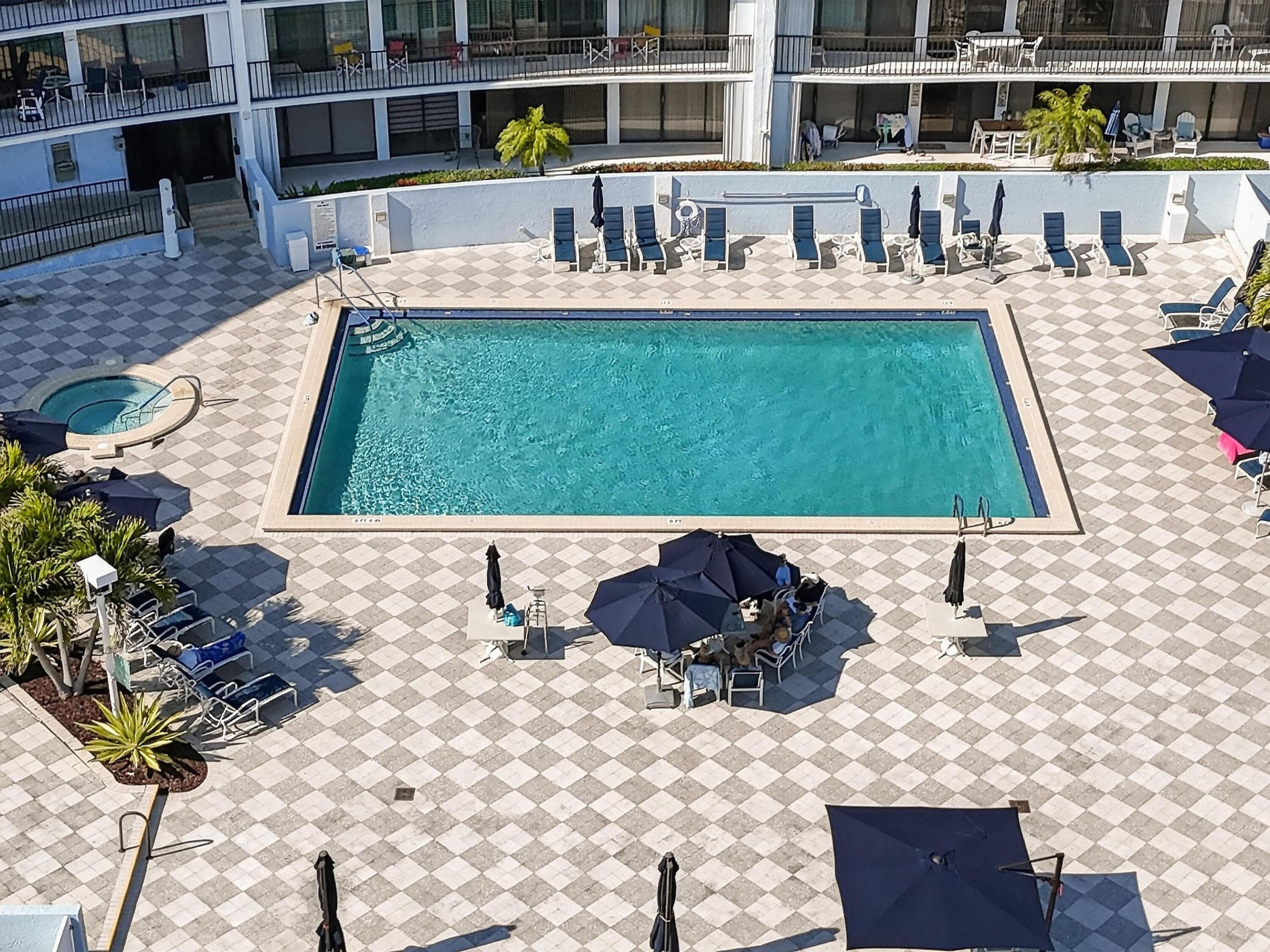 OCEANCREST CONDO APTS - Residential