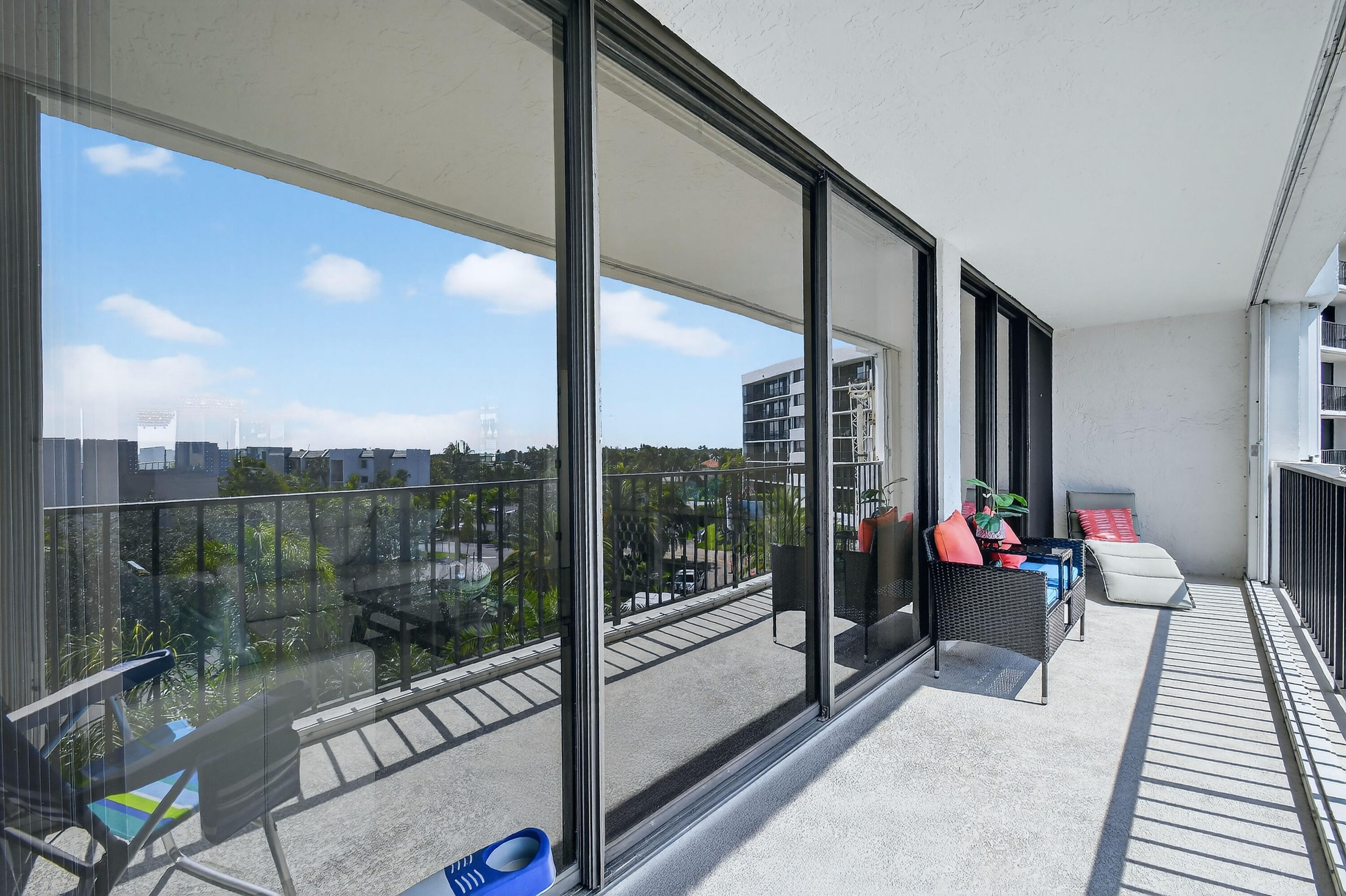 OCEANCREST CONDO APTS - Residential