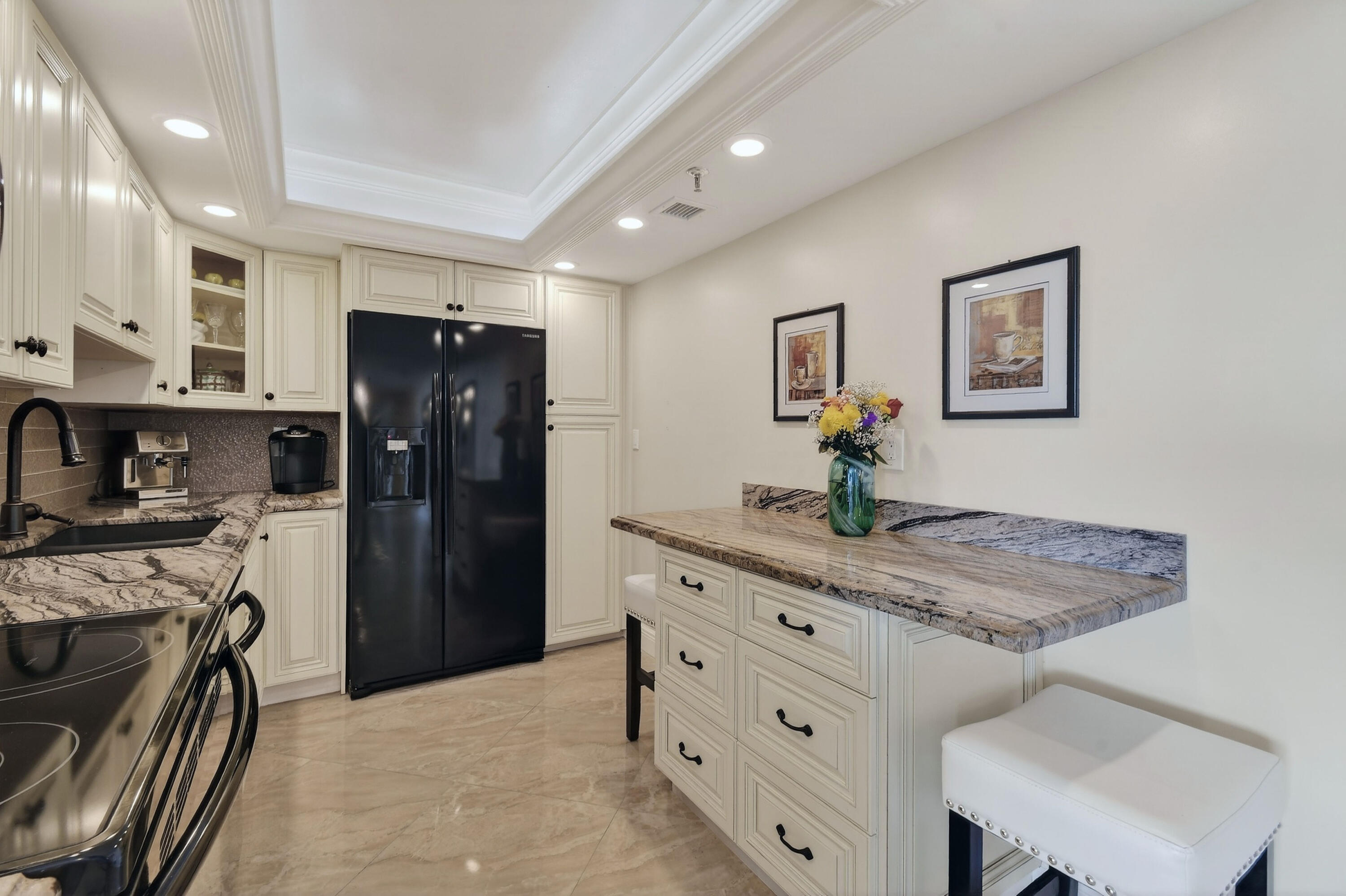 OCEANCREST CONDO APTS - Residential