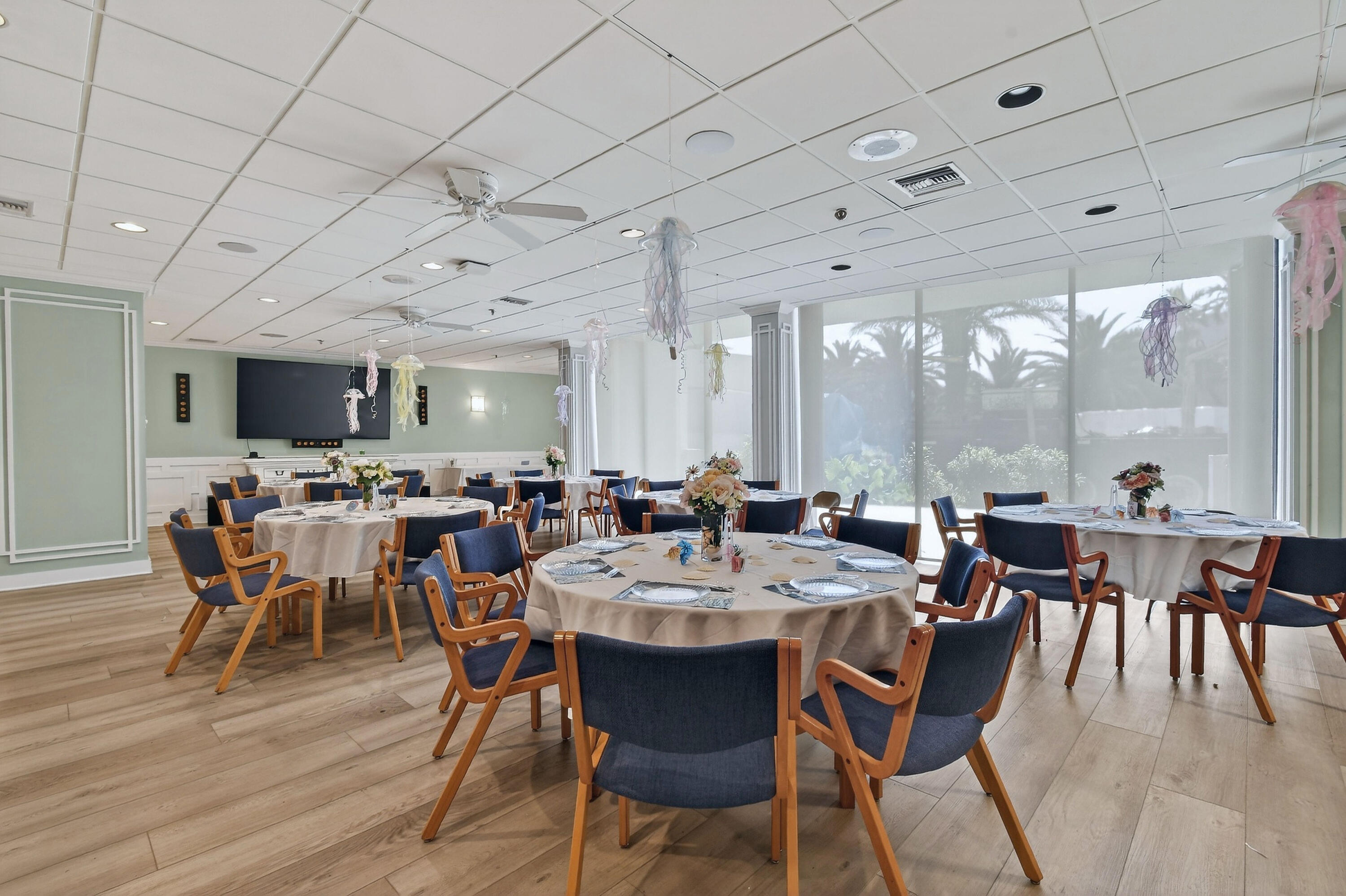 OCEANCREST CONDO APTS - Residential