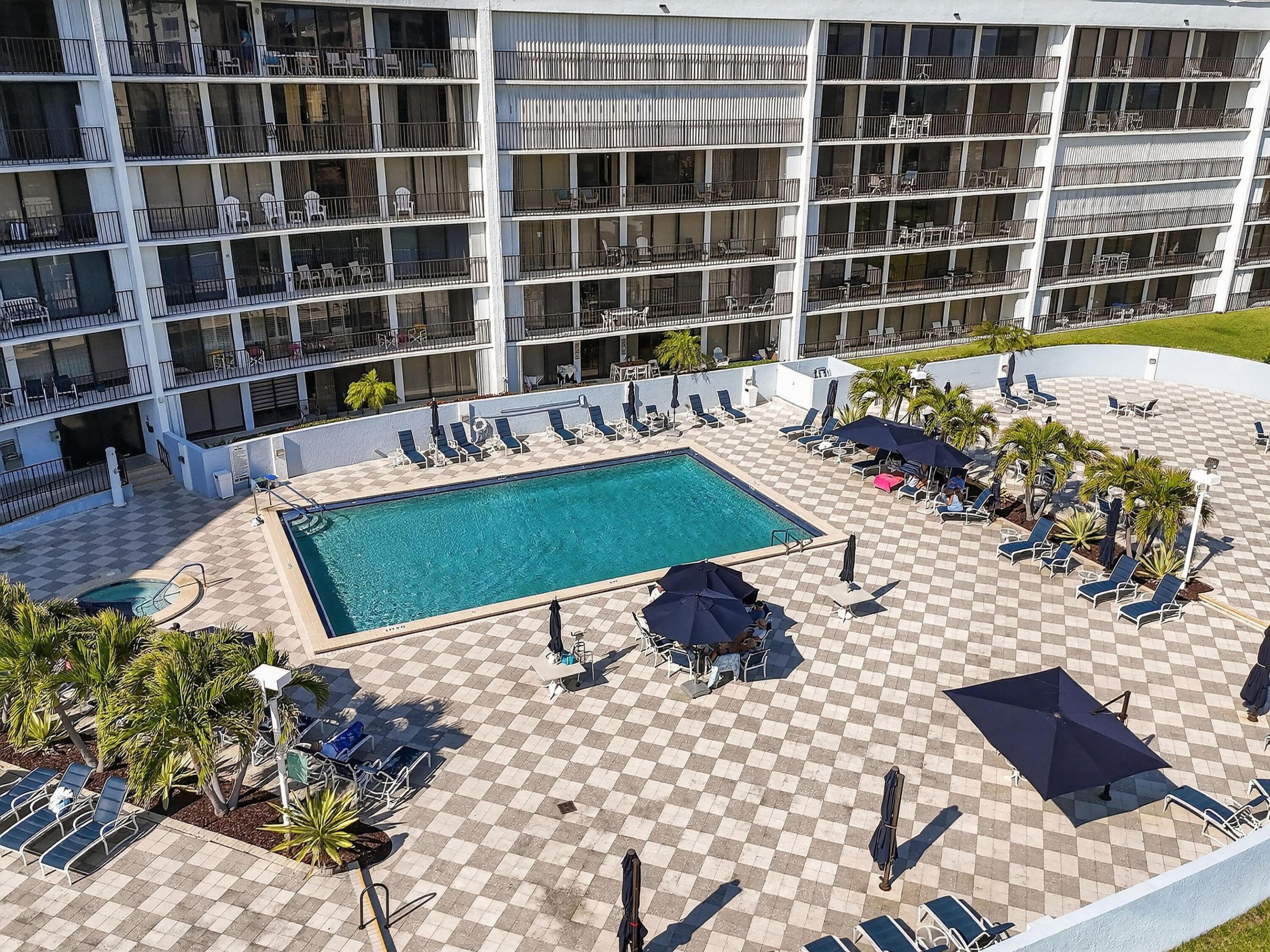 OCEANCREST CONDO APTS - Residential