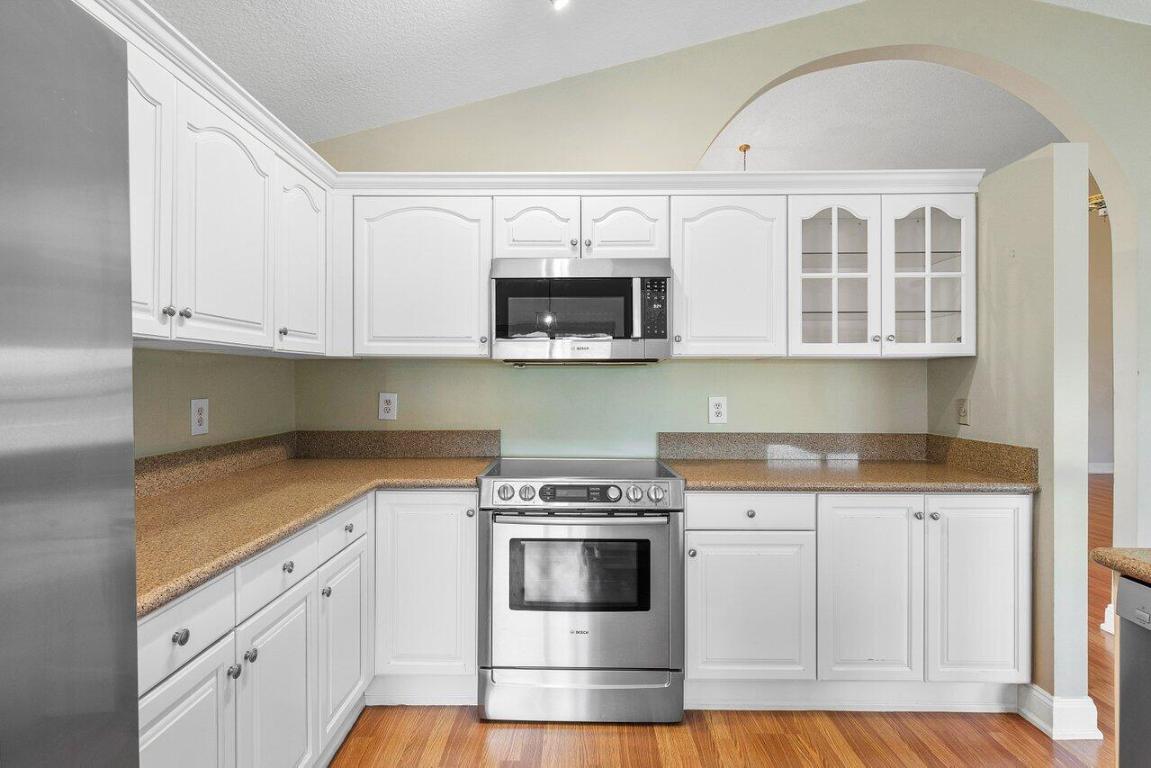 ABERDEEN 4 - Residential