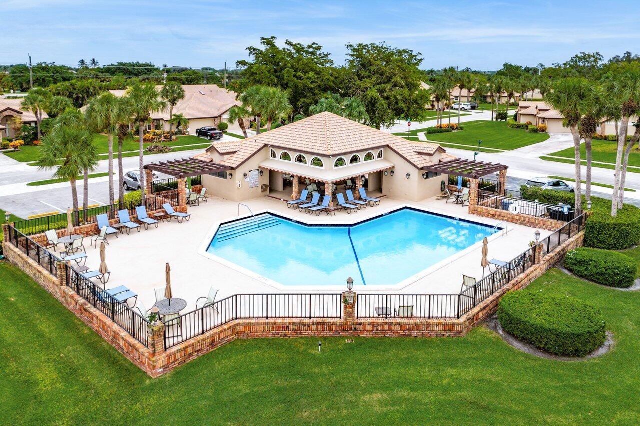 ABERDEEN 4 - Residential