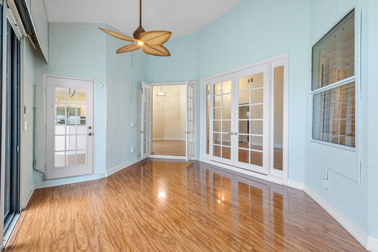 ABERDEEN 4 - Residential