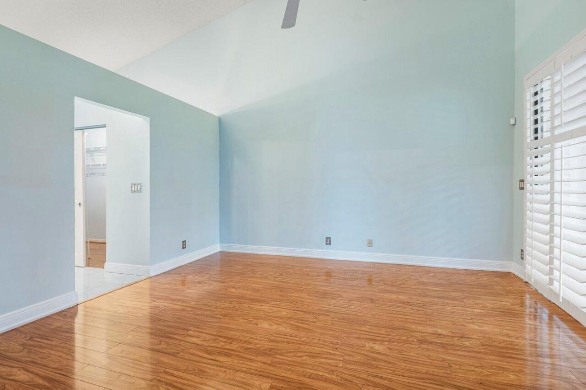 ABERDEEN 4 - Residential