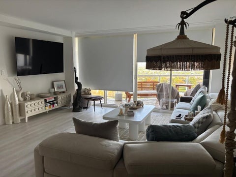Tiny photo for 3640 Yacht Club Drive #1501, Aventura, FL 33180 (MLS # B26090879)