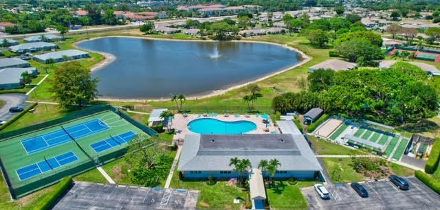 HIGH POINT OF DELRAY SEC 4 - Residential