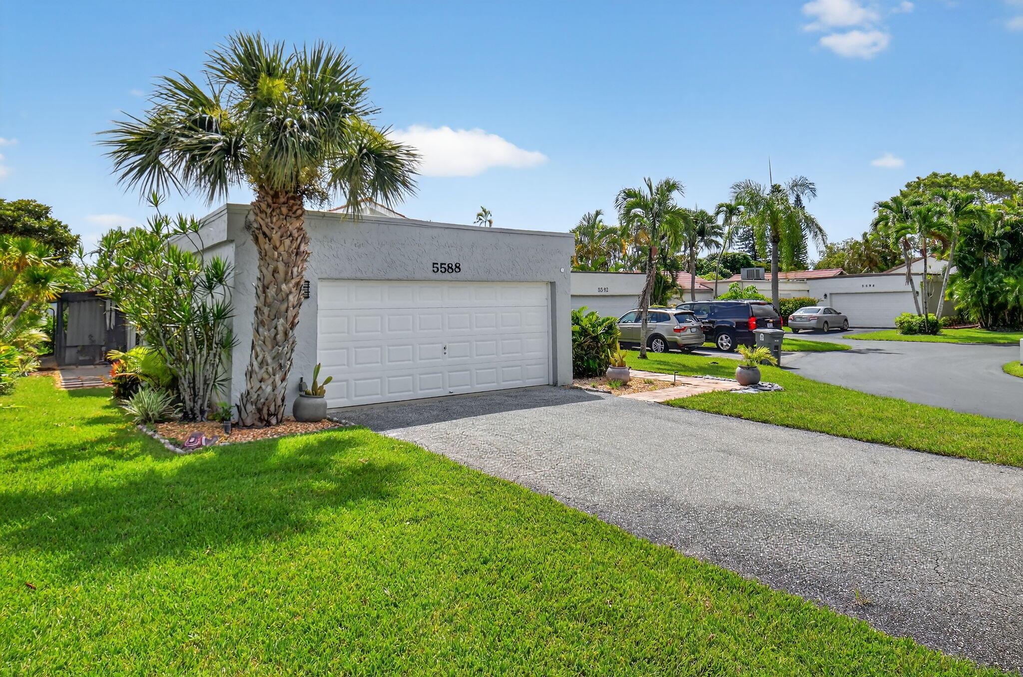 5588 Ainsley Court
