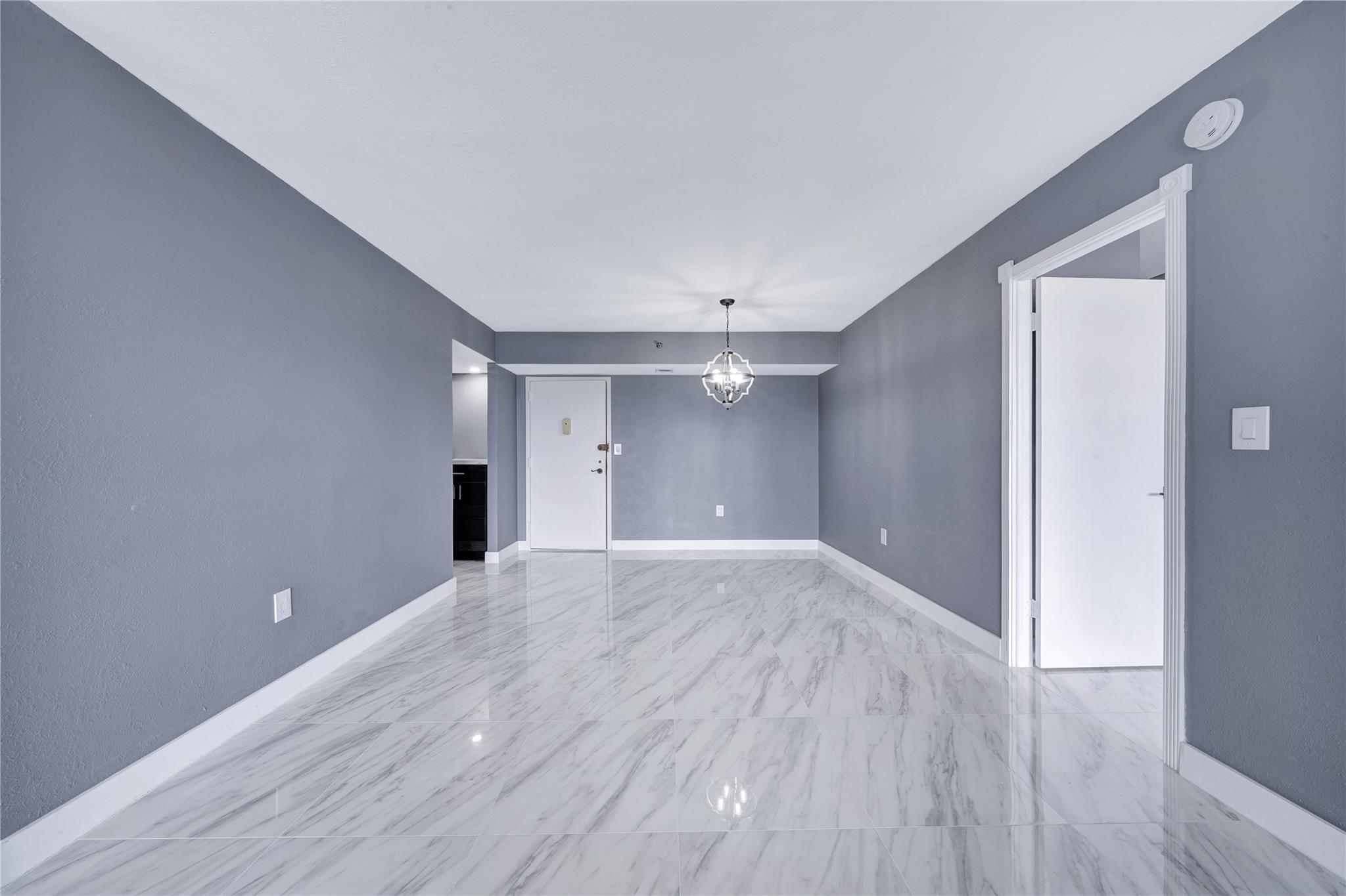 View photos, virtual tours, details... 1100 Saint Charles Pl 708