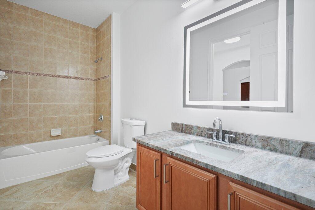 6475 Oxford Circle 102B