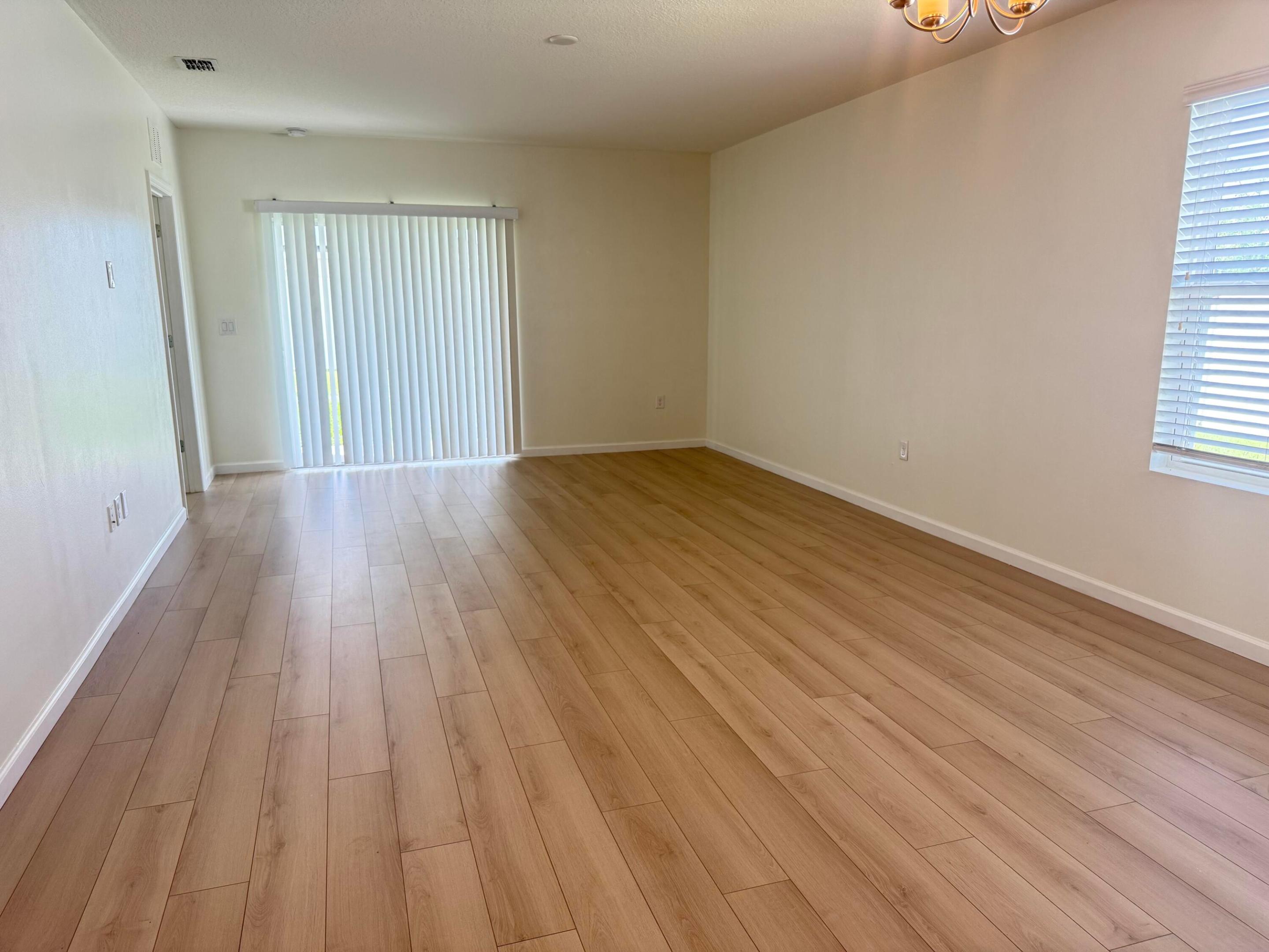 TRADITION PLAT NO 29 - Residential Lease