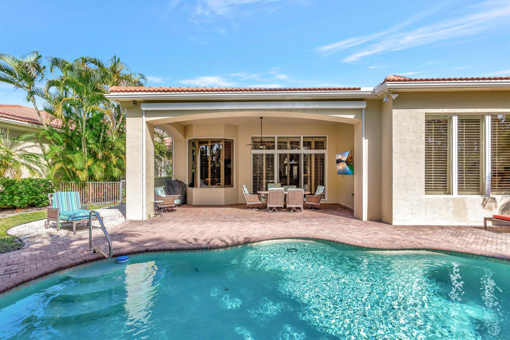 MIRASOL PAR 16 - Residential