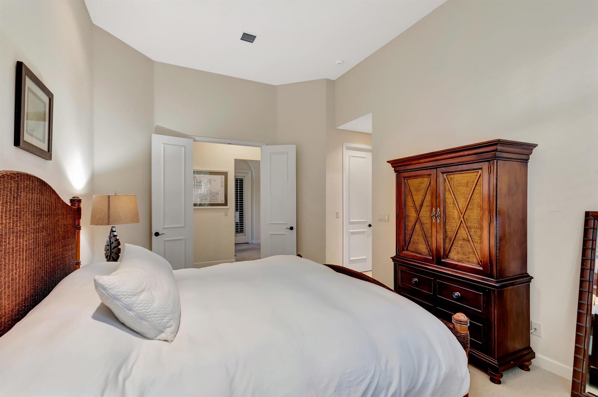 MIRASOL PAR 16 - Residential