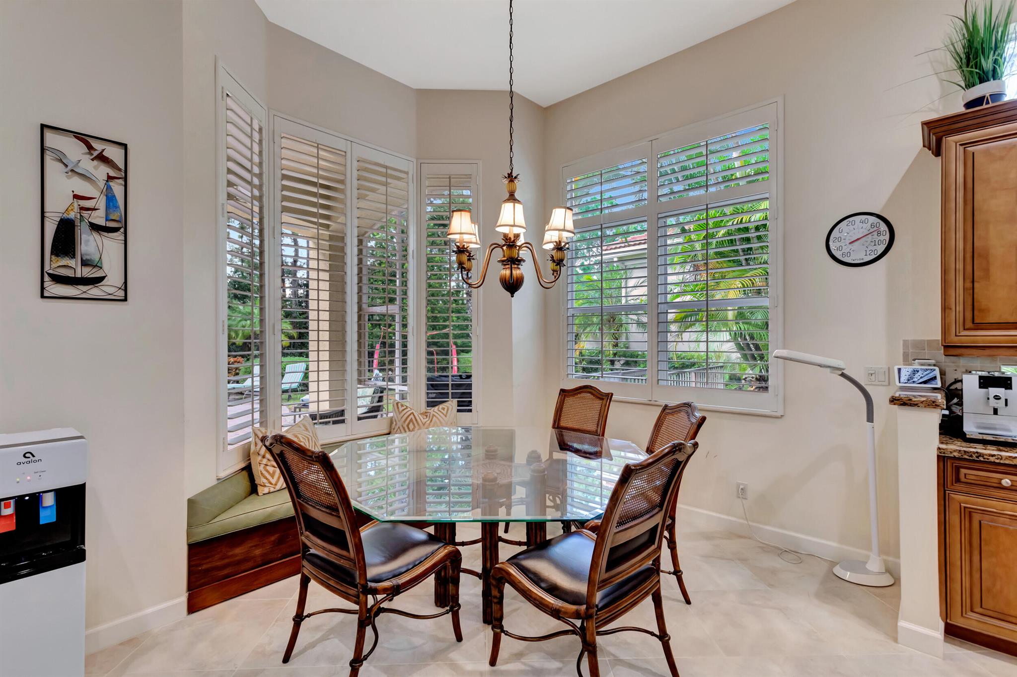 MIRASOL PAR 16 - Residential