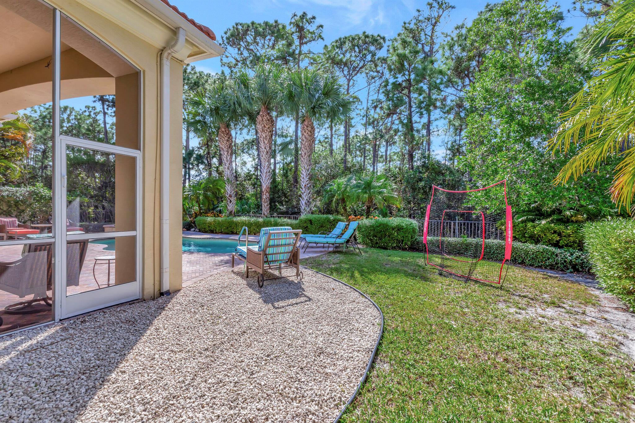 MIRASOL PAR 16 - Residential