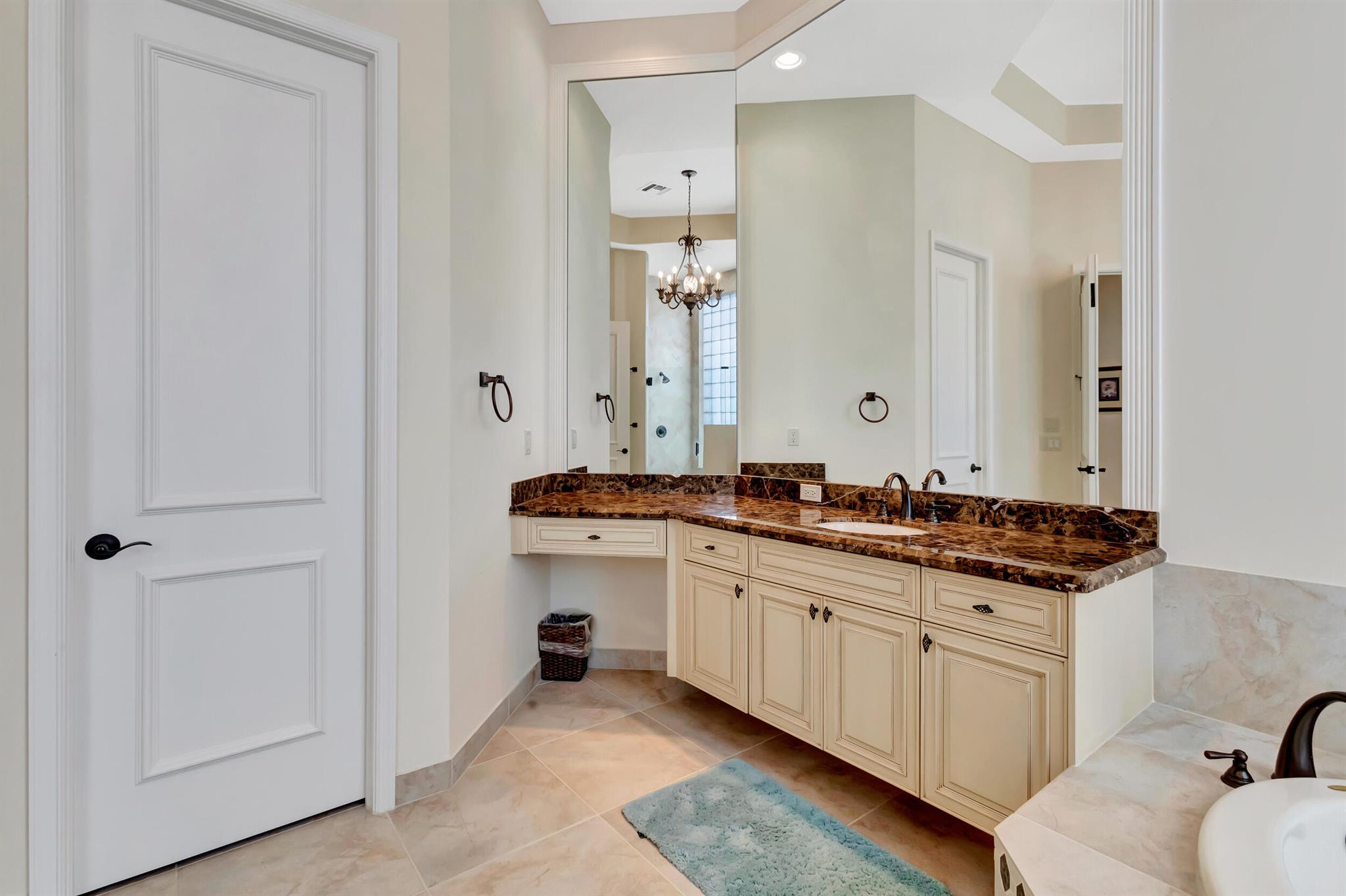 MIRASOL PAR 16 - Residential