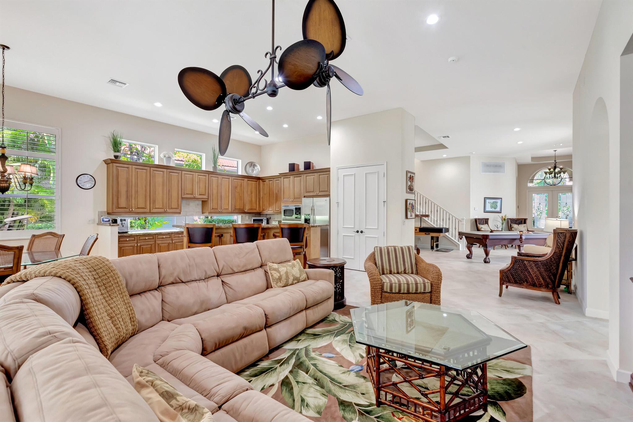 MIRASOL PAR 16 - Residential