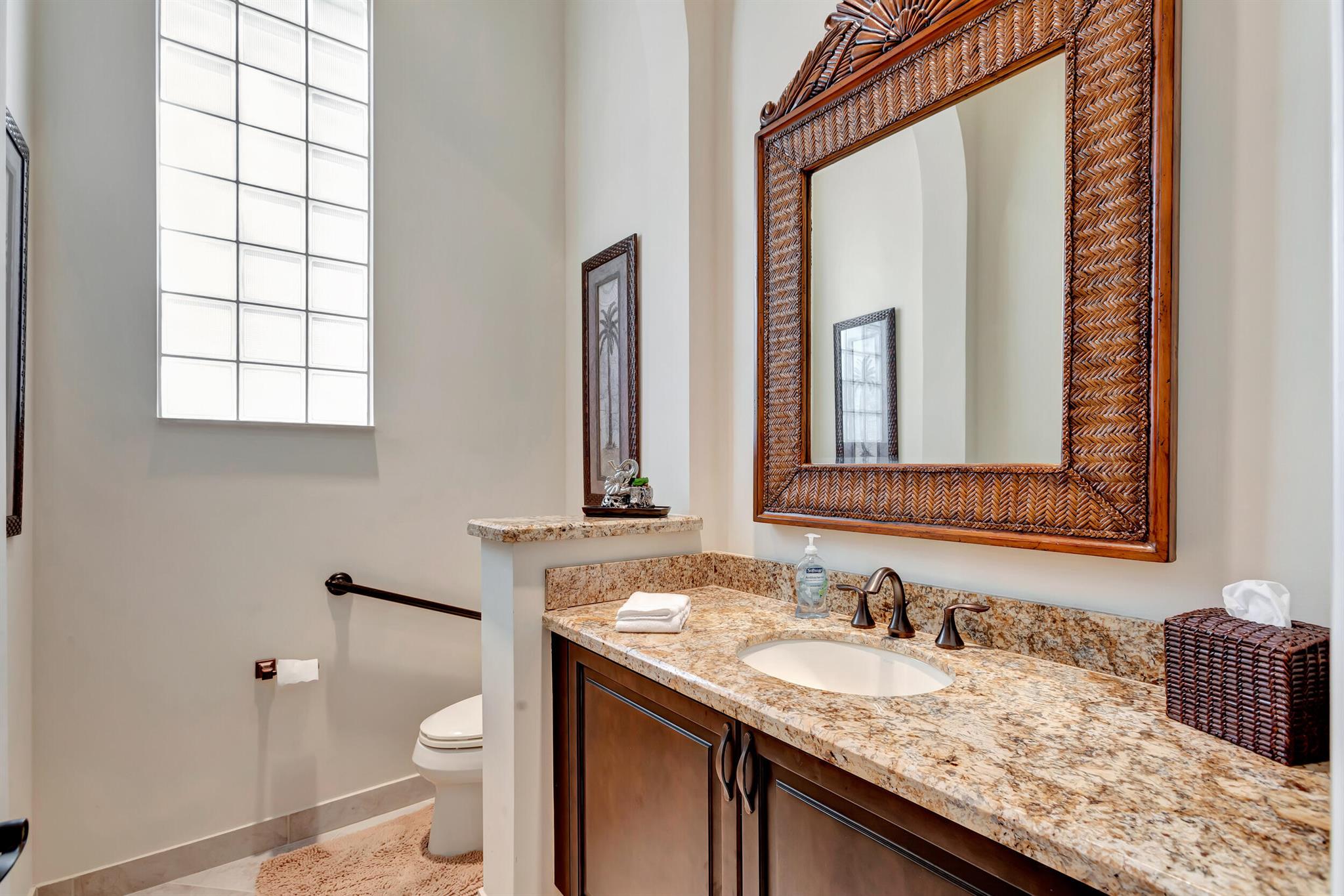 MIRASOL PAR 16 - Residential