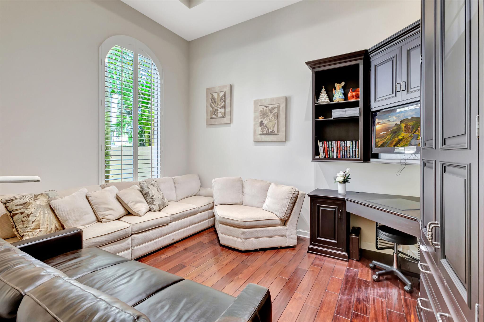 MIRASOL PAR 16 - Residential