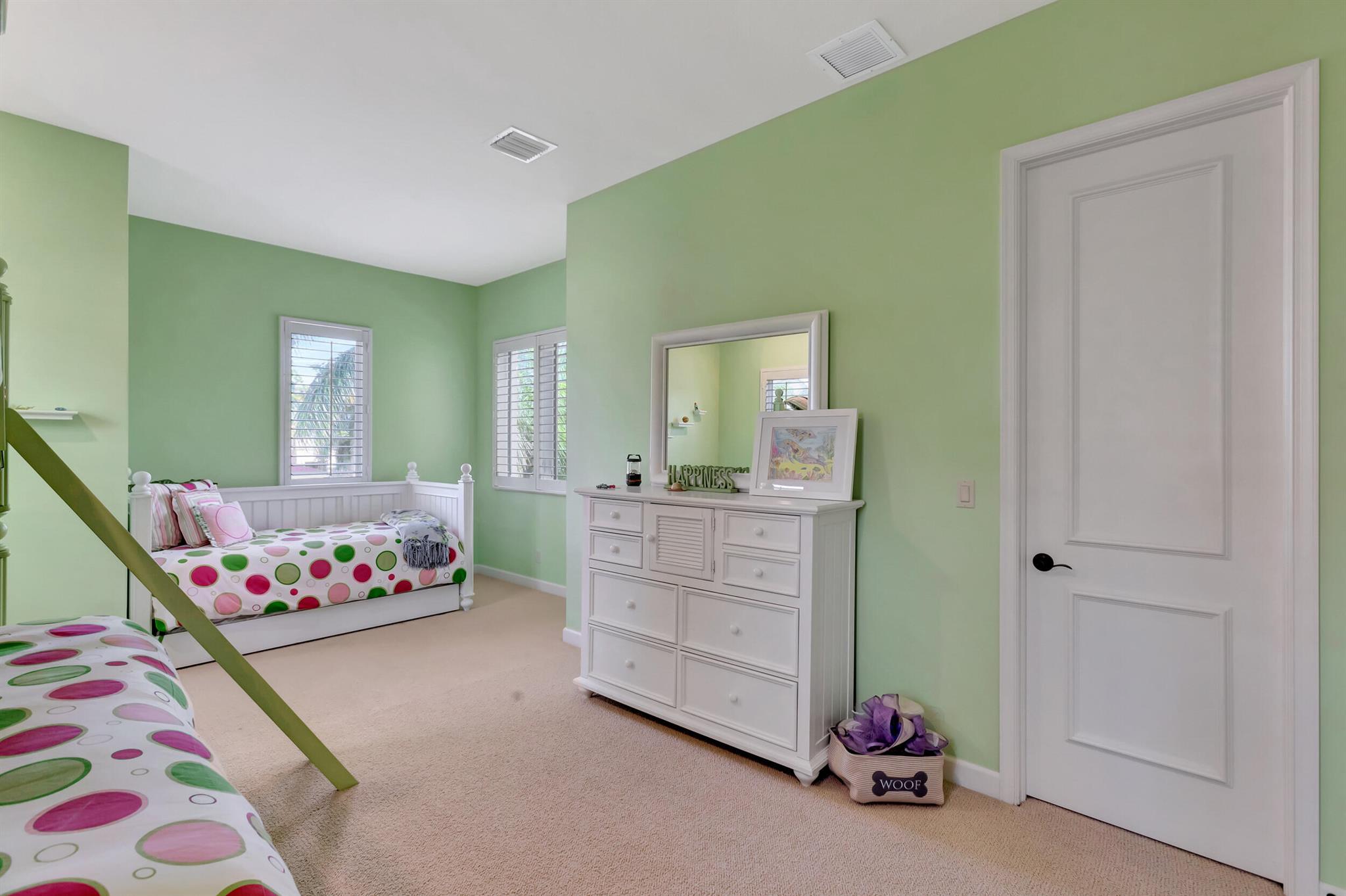 MIRASOL PAR 16 - Residential