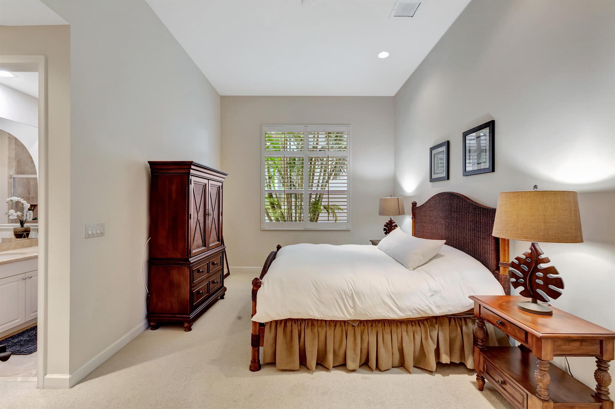 MIRASOL PAR 16 - Residential