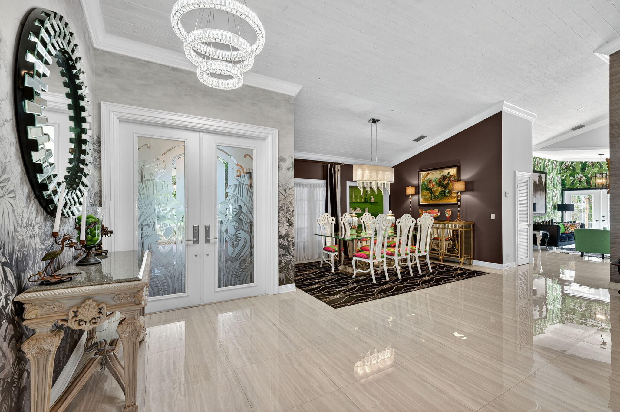 7205 MANDARIN Drive