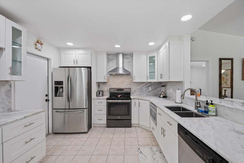 Photo of 14122 Citrus Drive, Loxahatchee Groves, FL 33470 (MLS # B26017756)