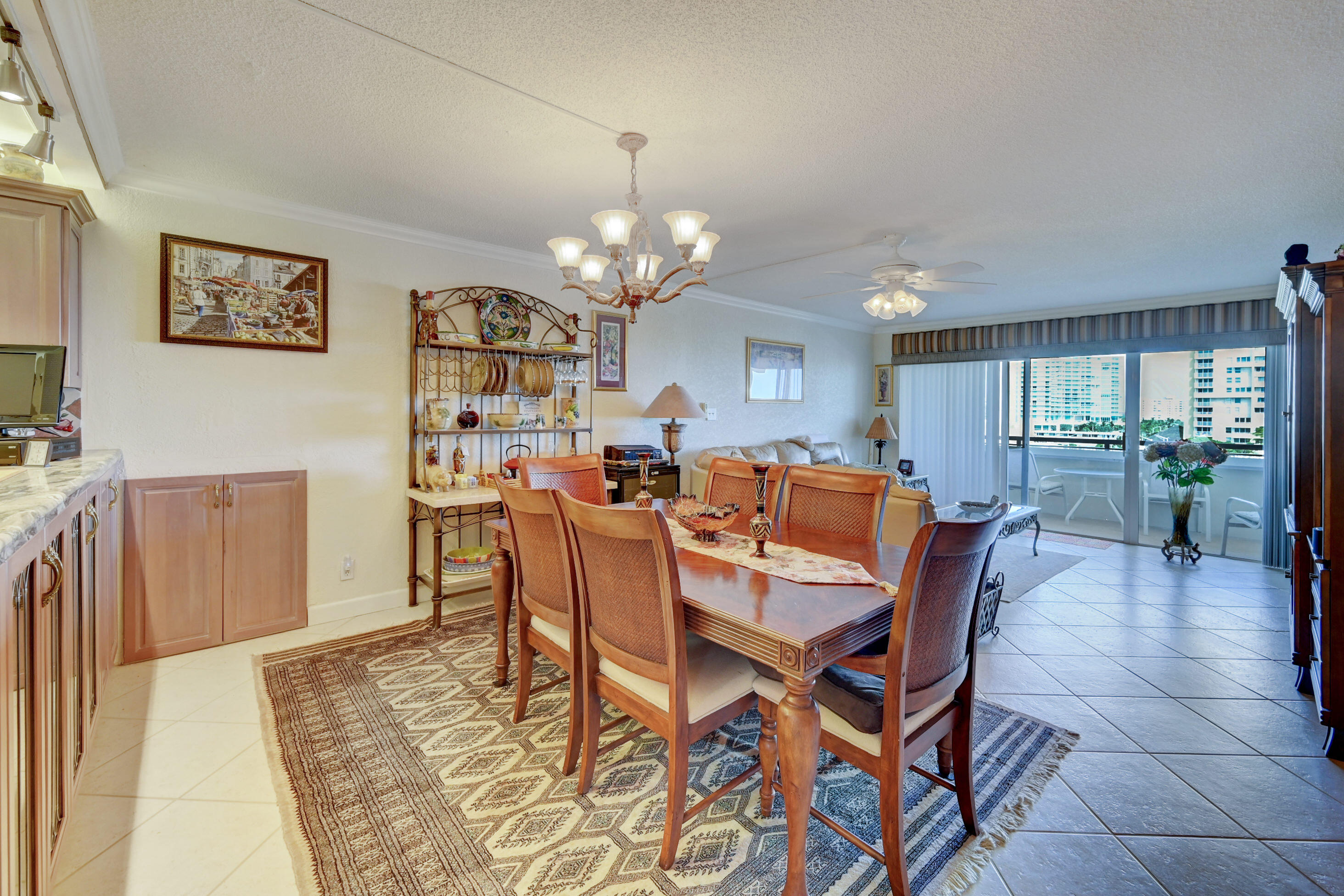 CHRISTOPHER HOUSE CONDO APTS - Residential