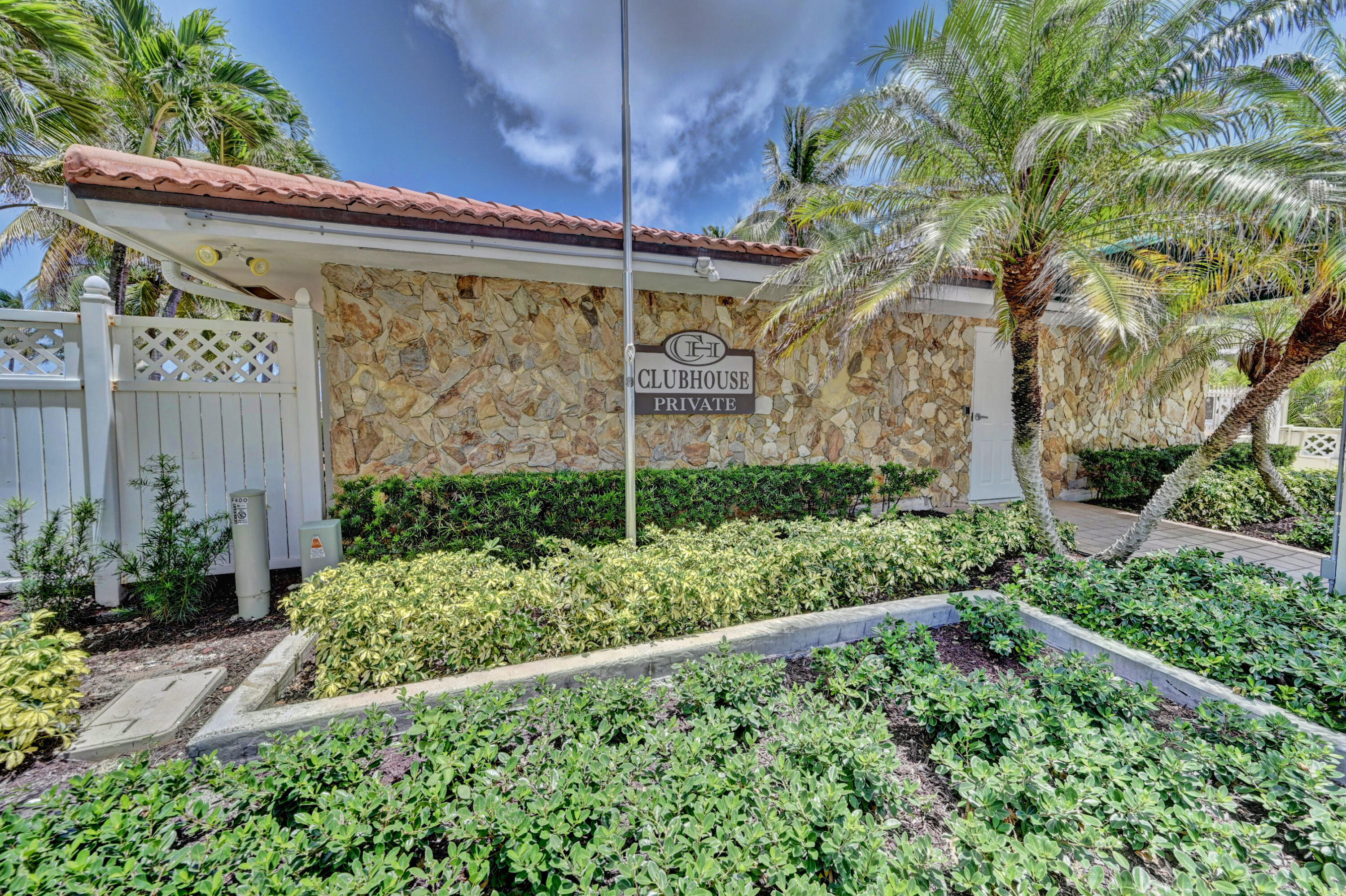 CHRISTOPHER HOUSE CONDO APTS - Residential