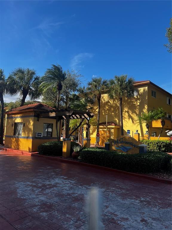 WATERVIEW CONDO - Residential