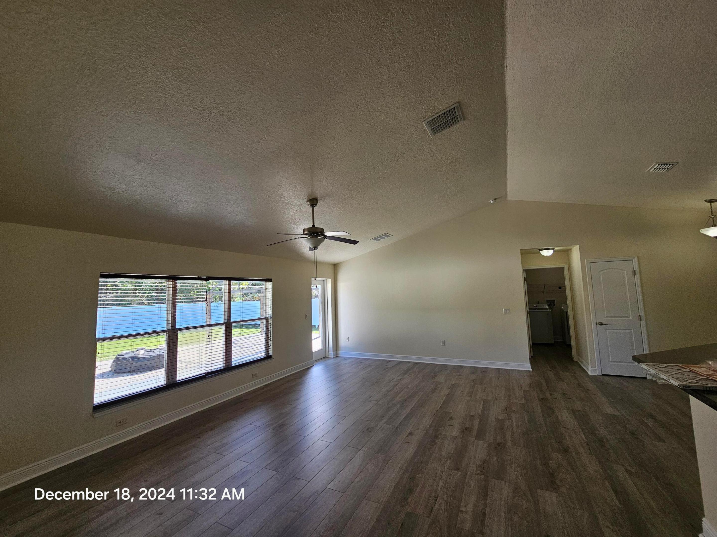 PORT ST LUCIE SECTION 27 - Residential Lease