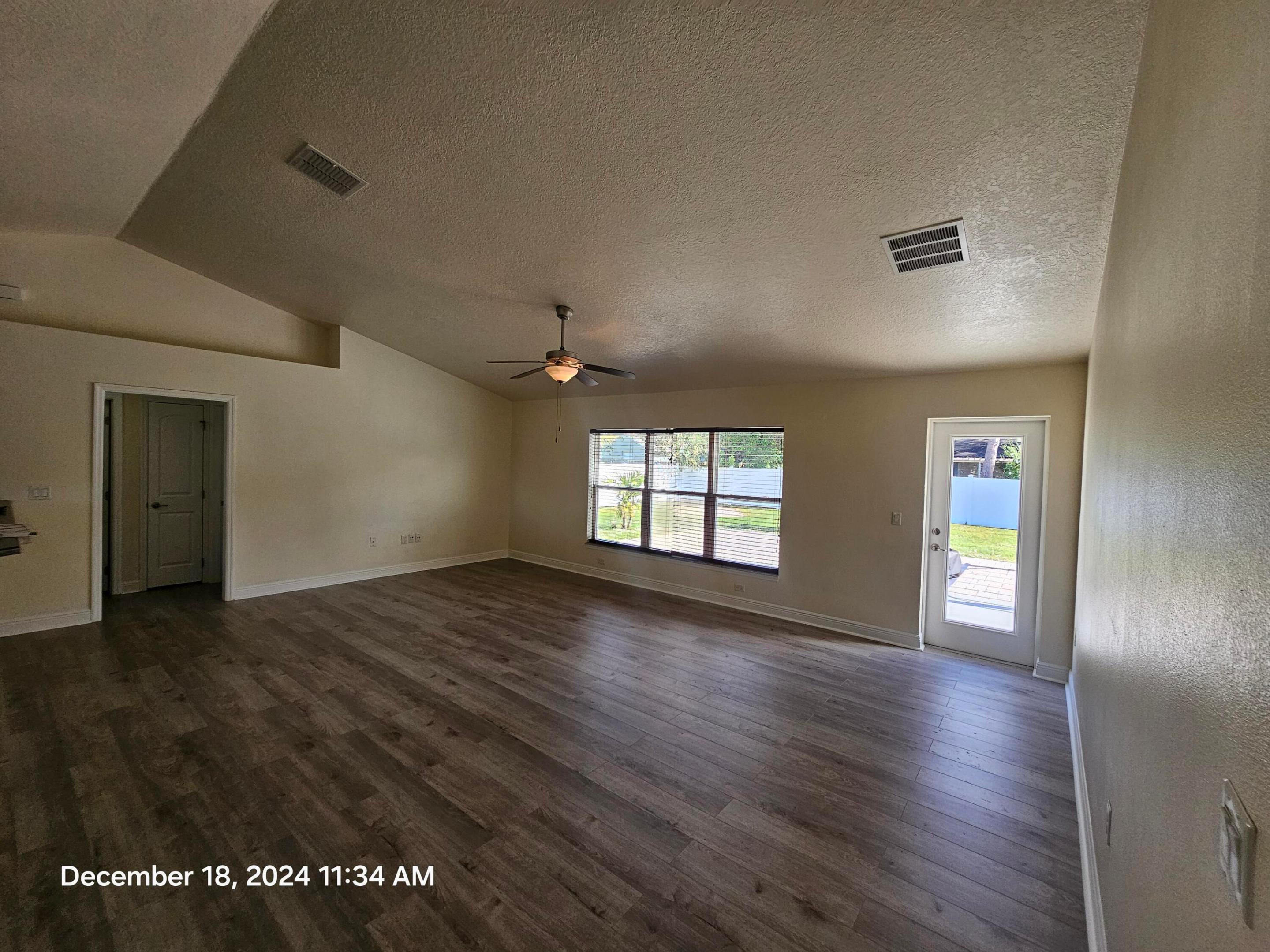 PORT ST LUCIE SECTION 27 - Residential Lease