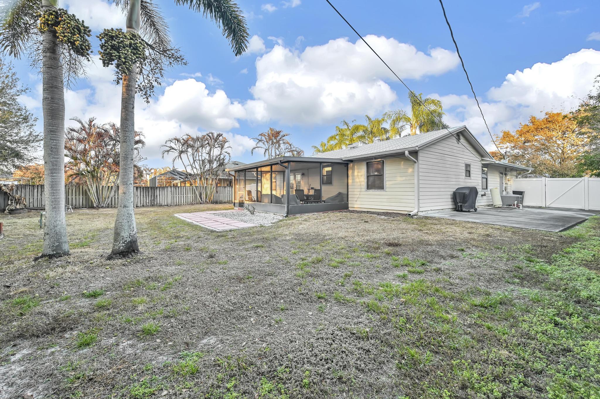 PORT ST LUCIE SECTION 27 - Residential