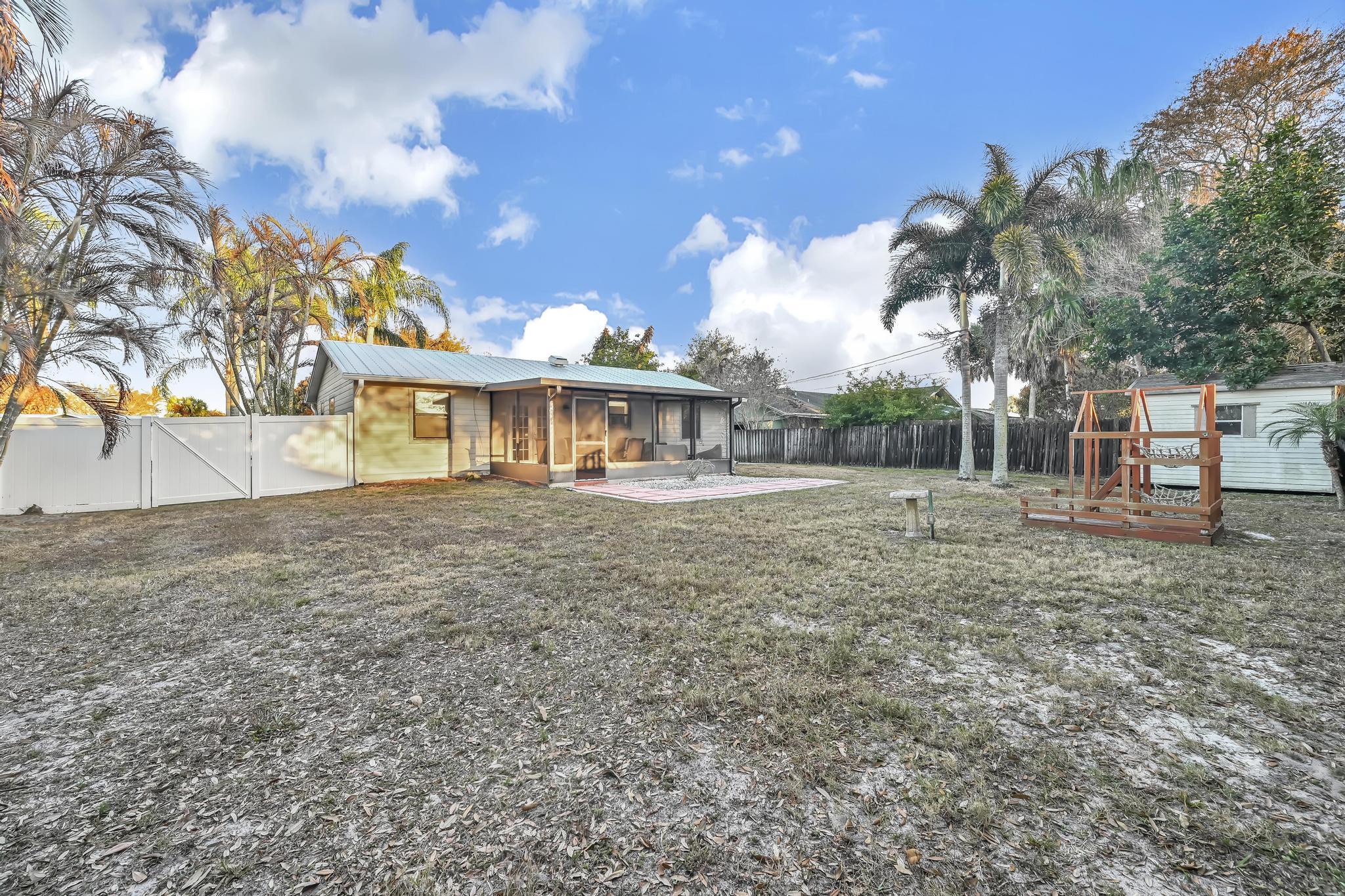 PORT ST LUCIE SECTION 27 - Residential