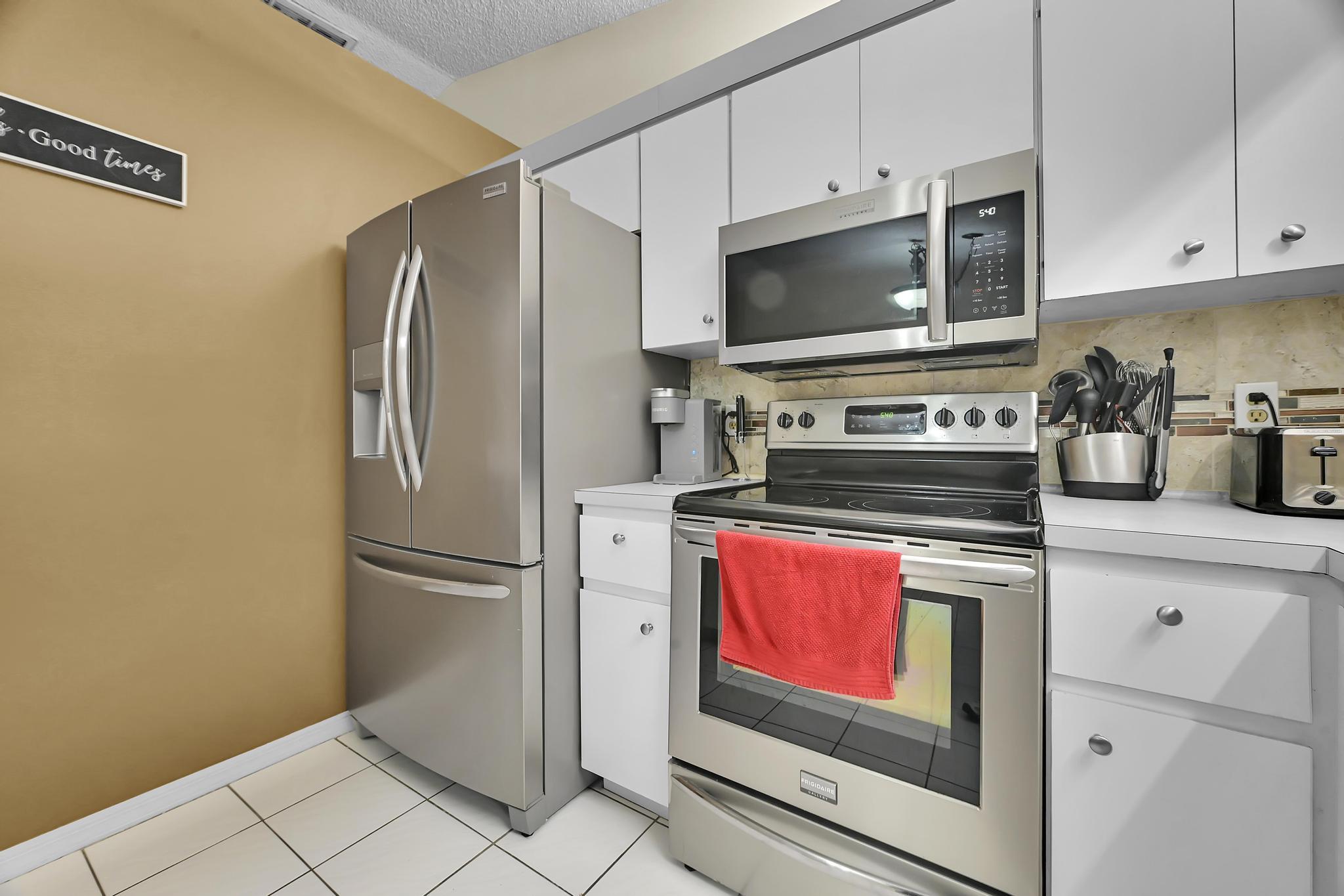 PORT ST LUCIE SECTION 27 - Residential