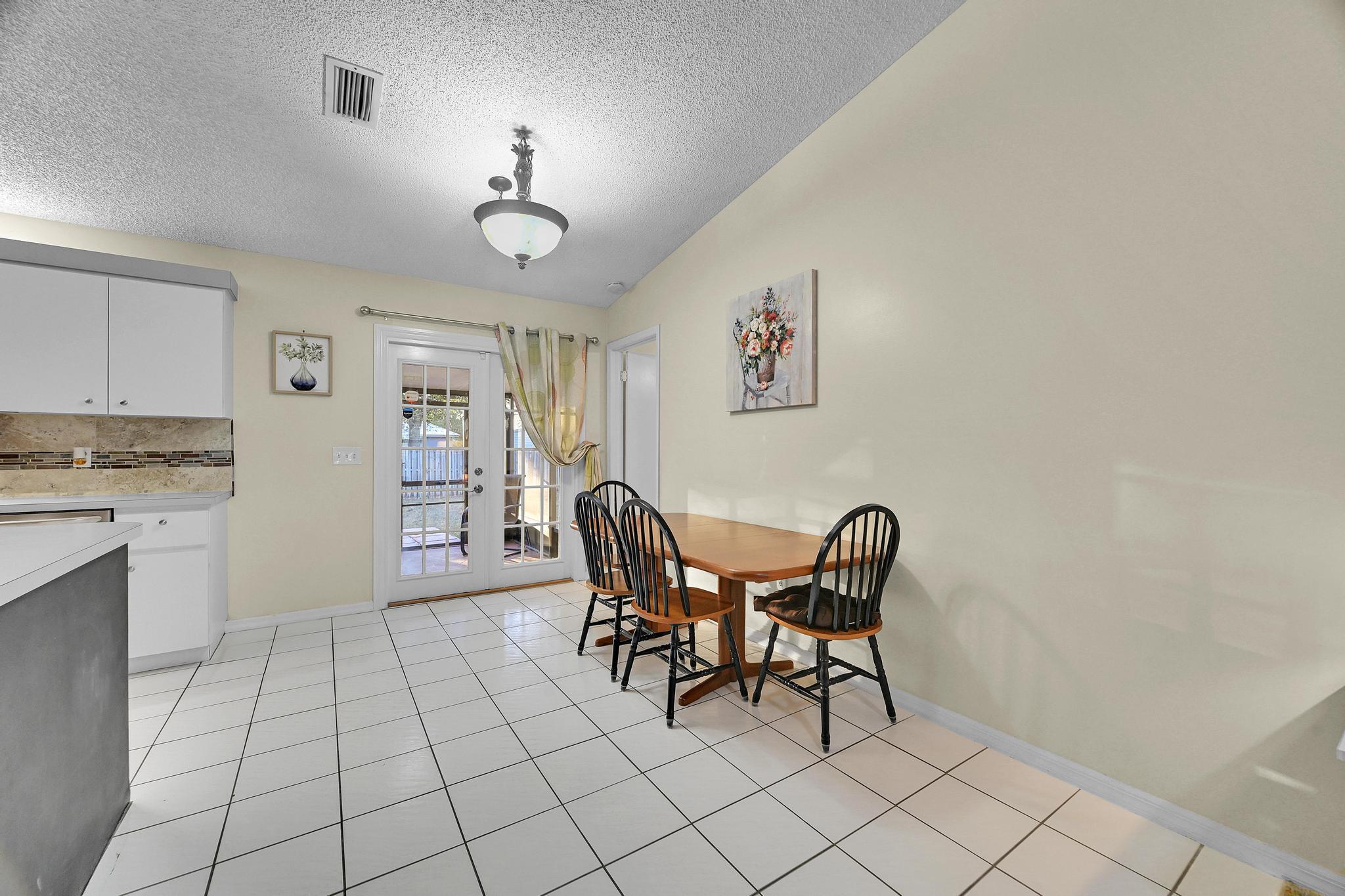 PORT ST LUCIE SECTION 27 - Residential