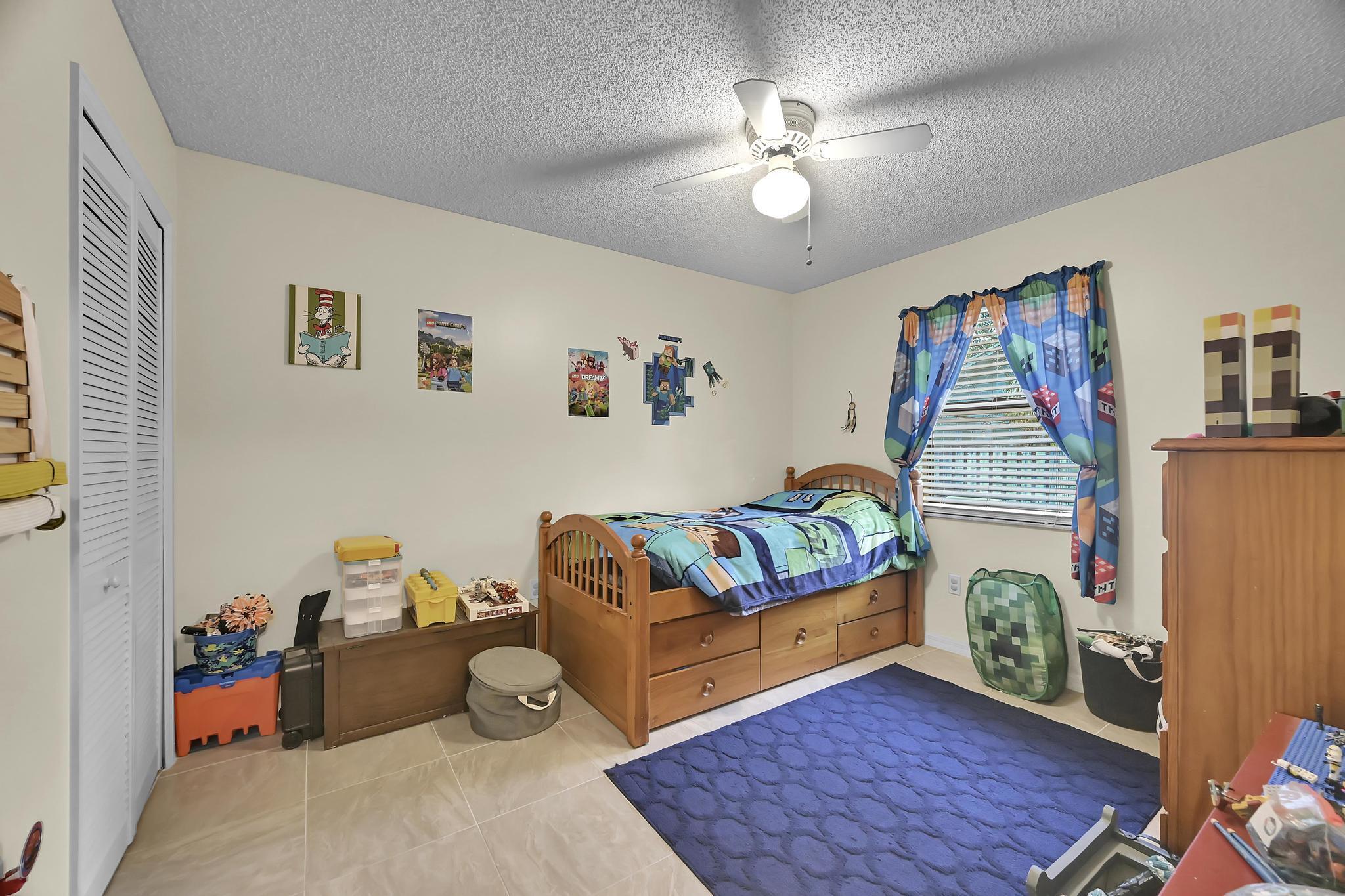 PORT ST LUCIE SECTION 27 - Residential