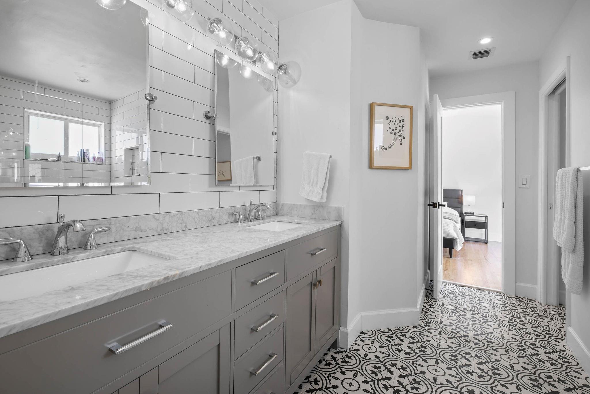 Emerald Hills Sec 3 83-27 - Residential