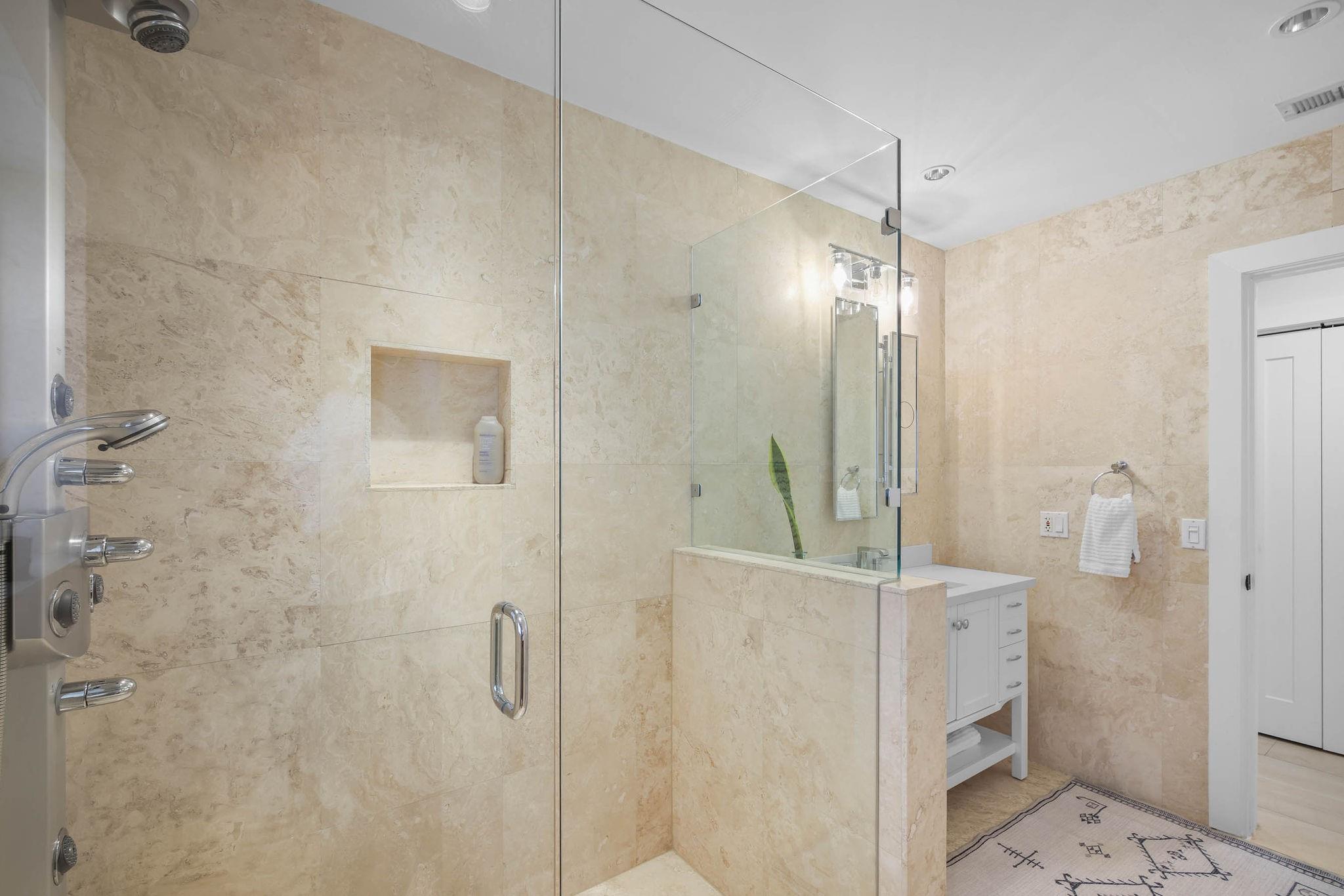 Emerald Hills Sec 3 83-27 - Residential