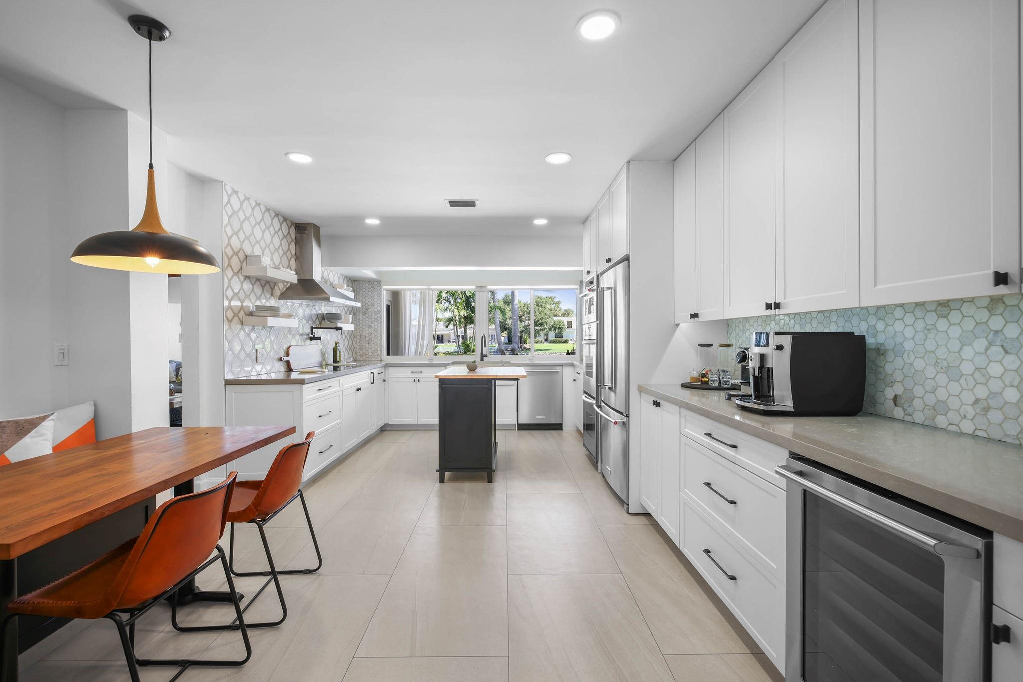 Emerald Hills Sec 3 83-27 - Residential