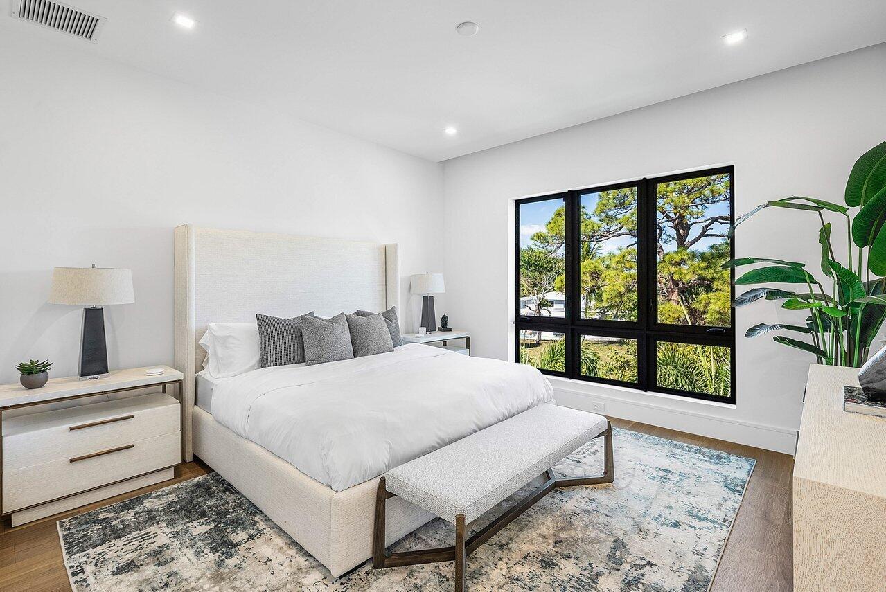 DELRAY RIDGE - Residential