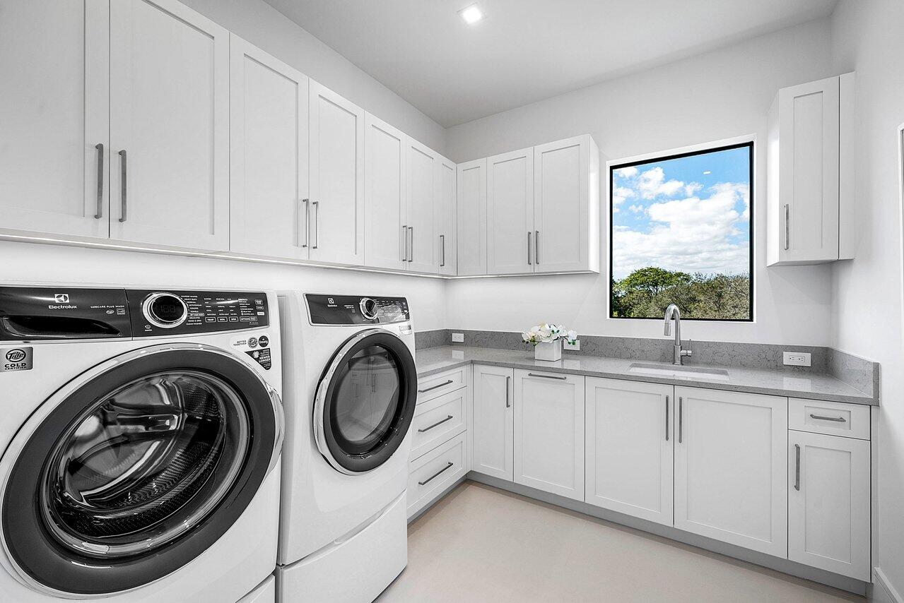 DELRAY RIDGE - Residential