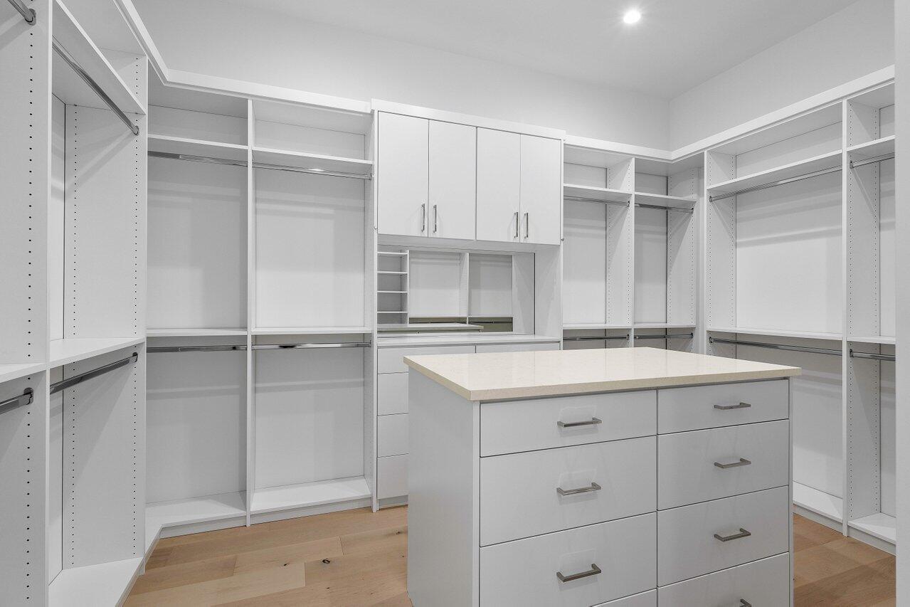 DELRAY RIDGE - Residential