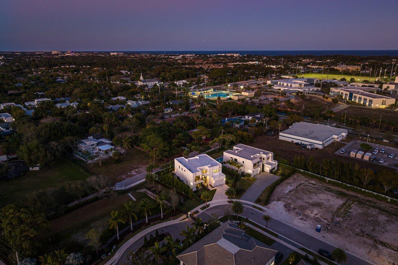 DELRAY RIDGE - Residential