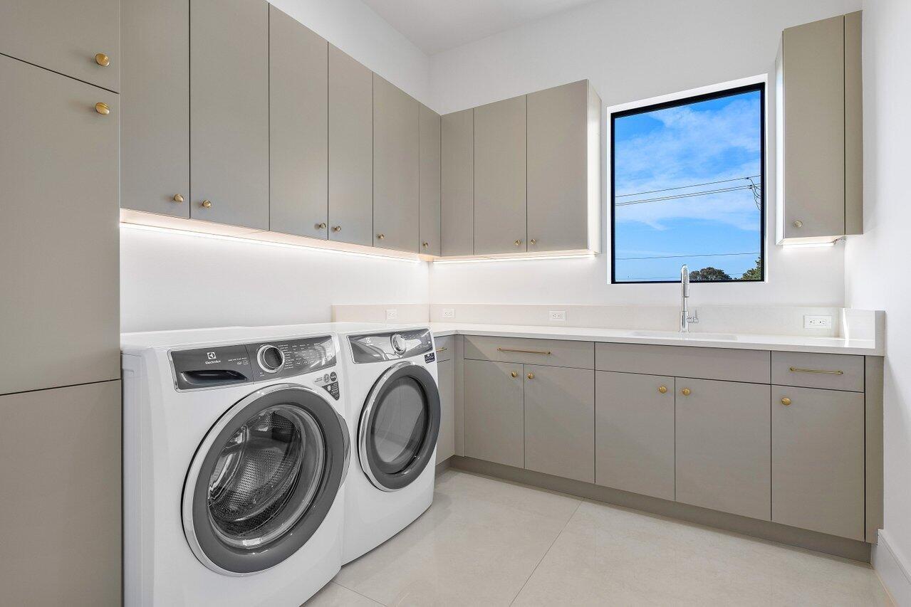 DELRAY RIDGE - Residential